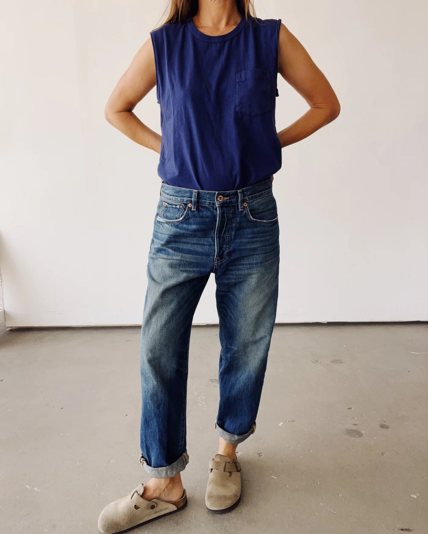 THE MUSCLE TEE - NAVY