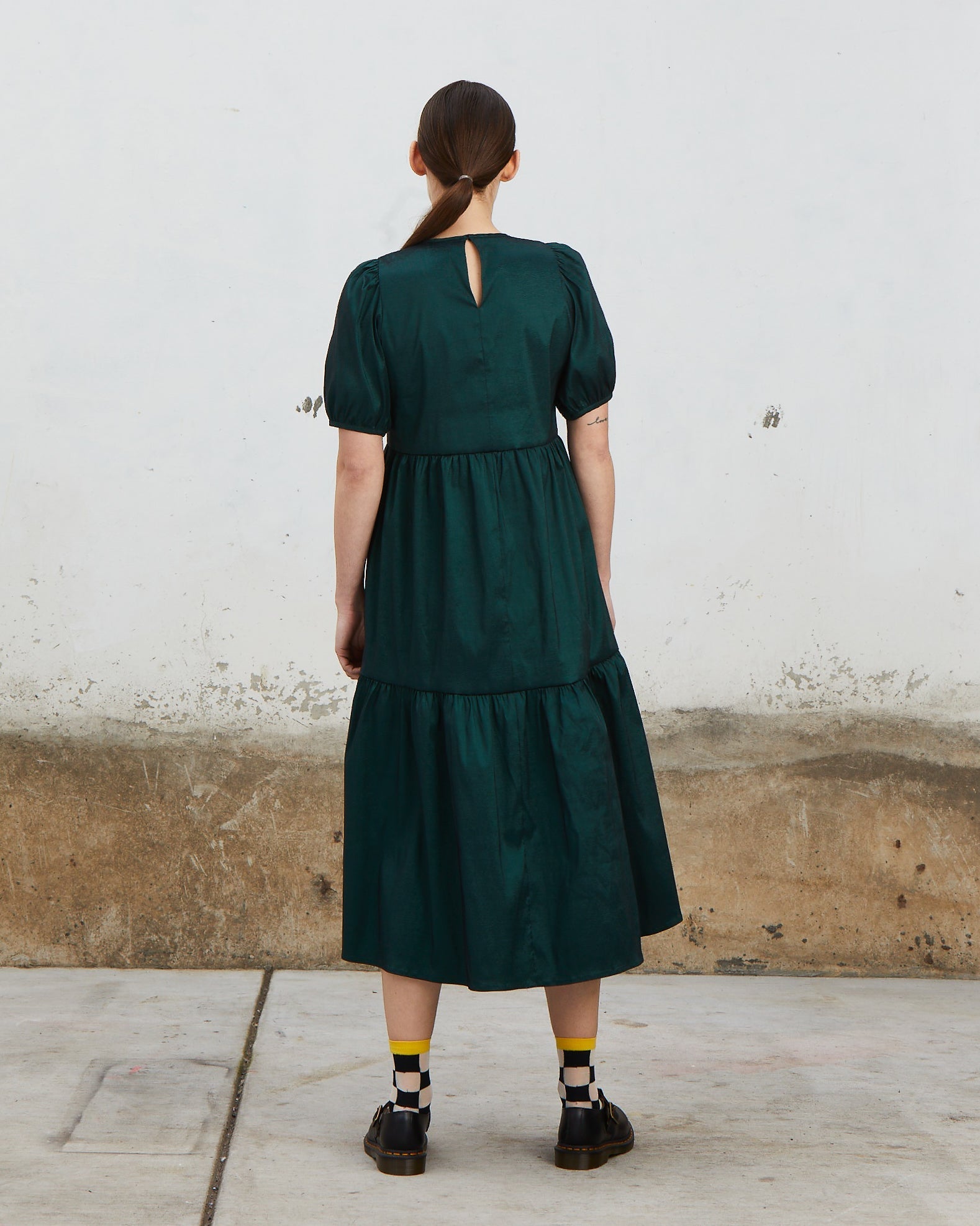 SAMPLE - STRETCH RUFFLE DRESS - BLACK