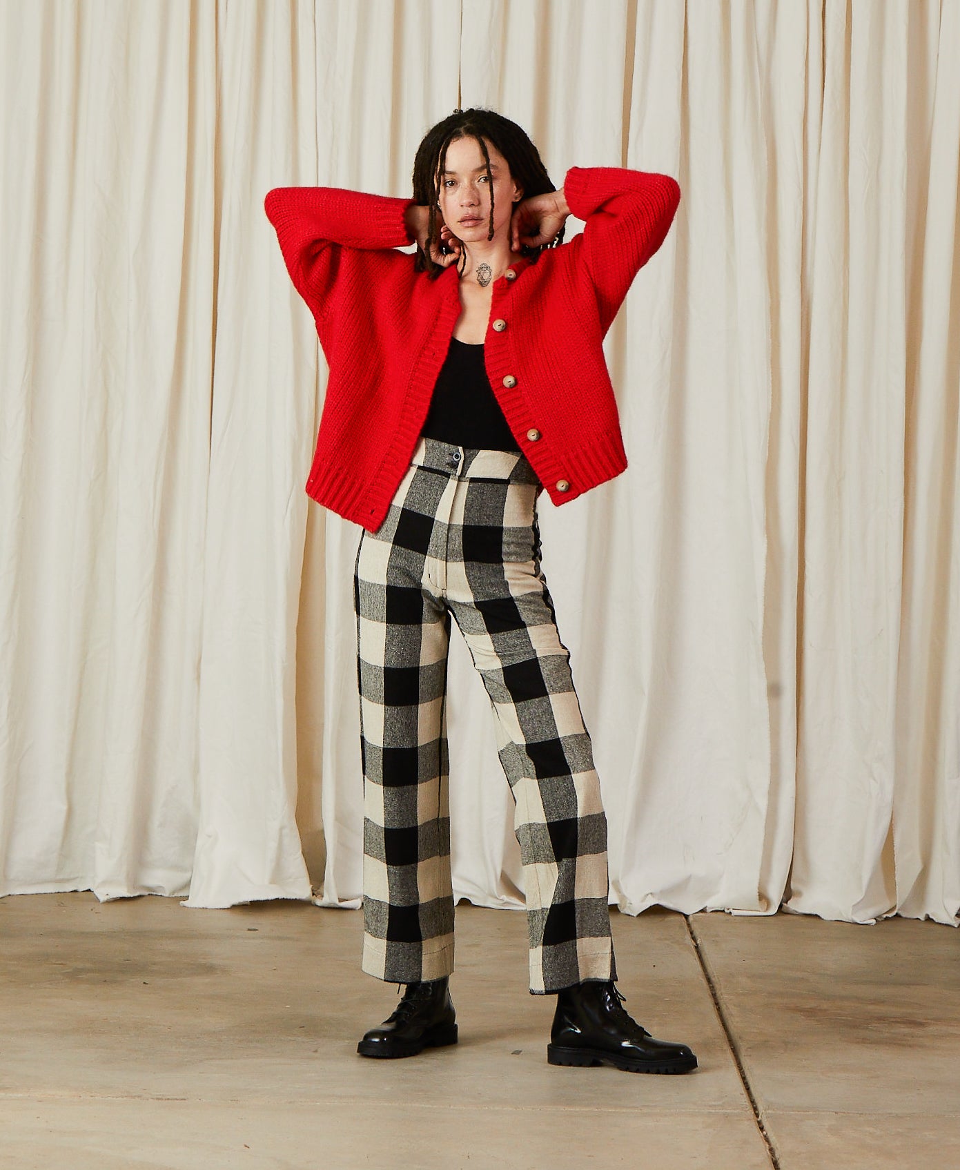 MERINO CREW-NECK CARDIGAN - POPPY