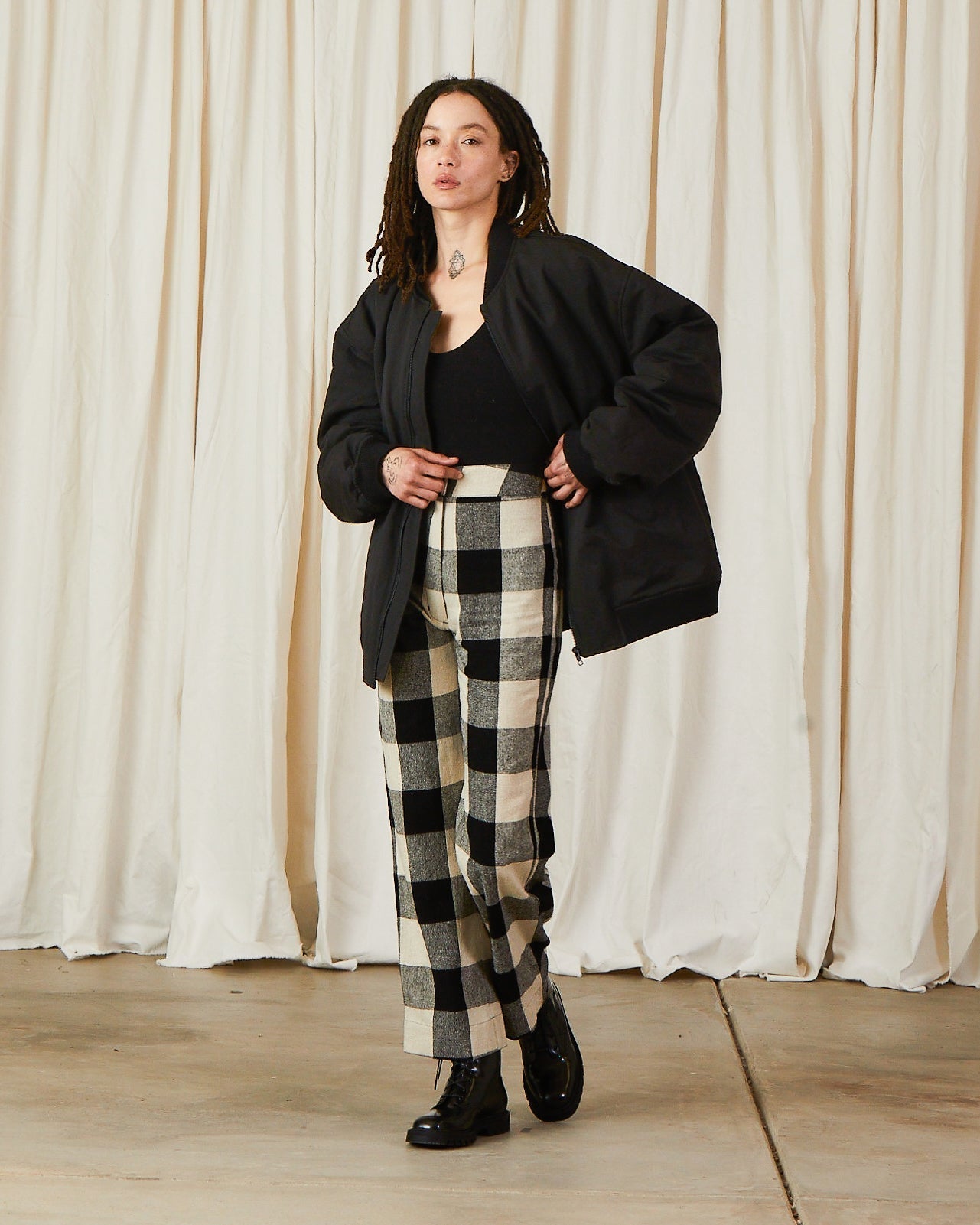 SAMPLE - FAUX LEATHER OVERSIZED BOMBER JACKET - BLACK