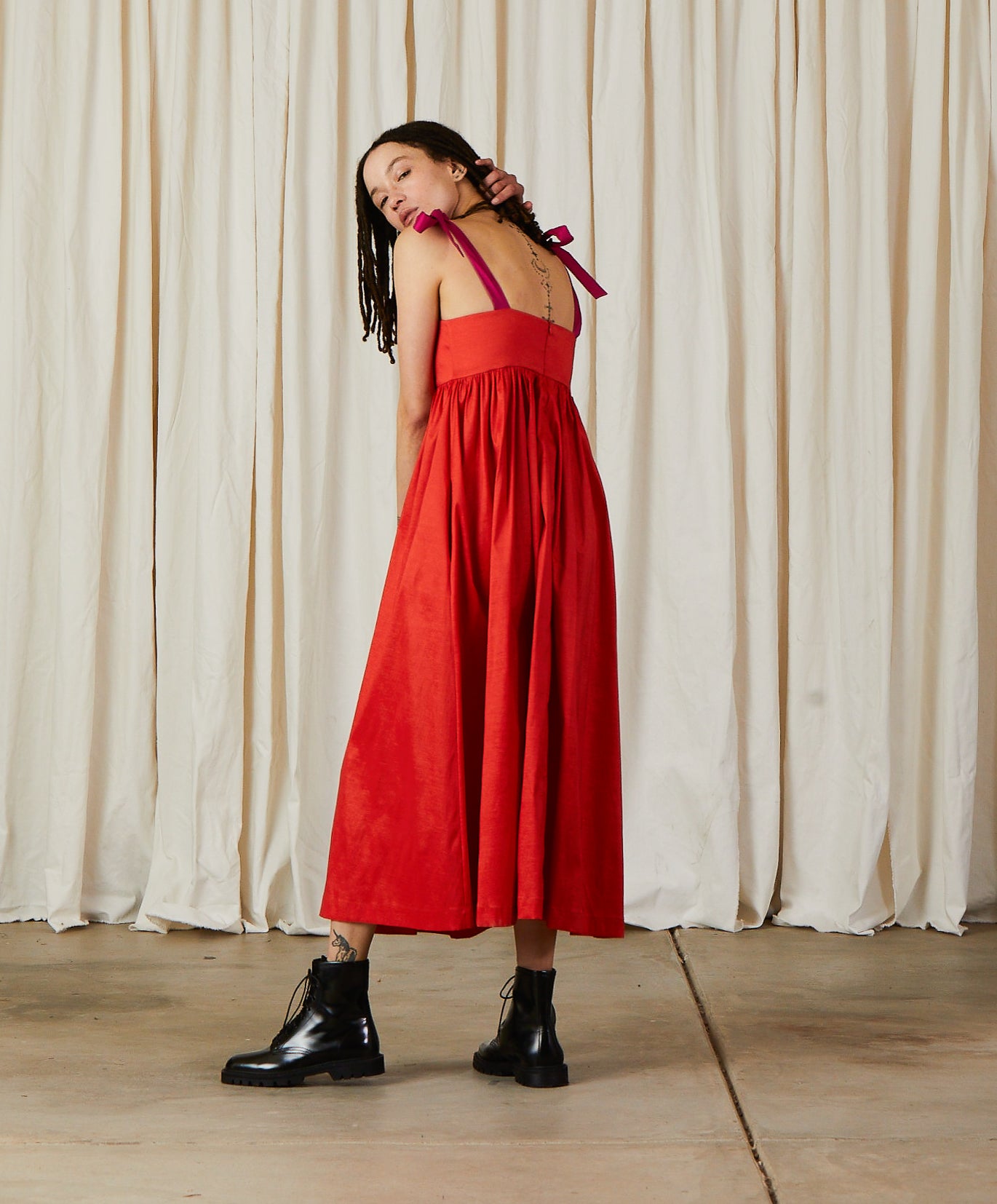 TIE STRAP DRESS - BLACK TAFFETA