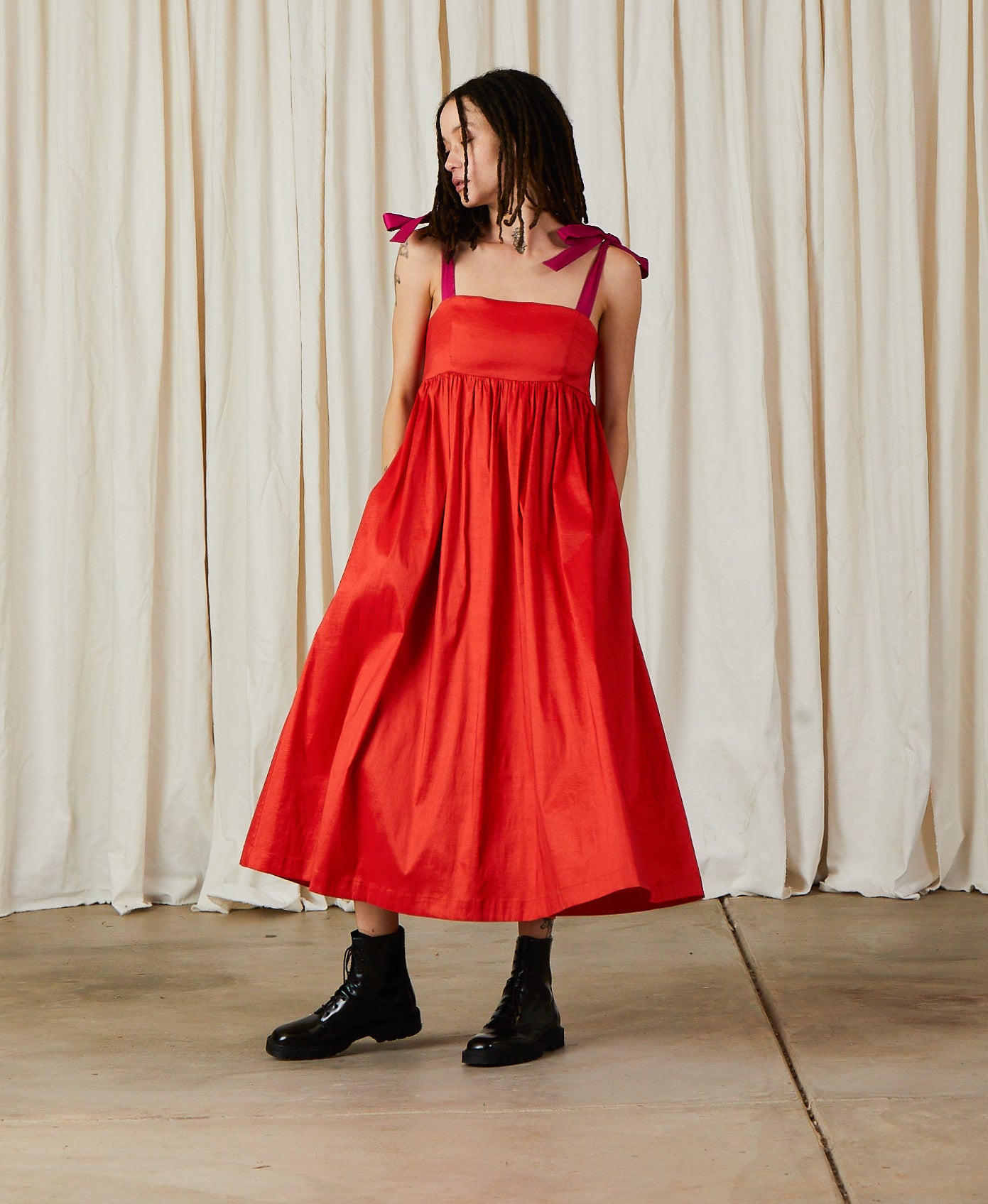 TIE STRAP DRESS - BLACK TAFFETA