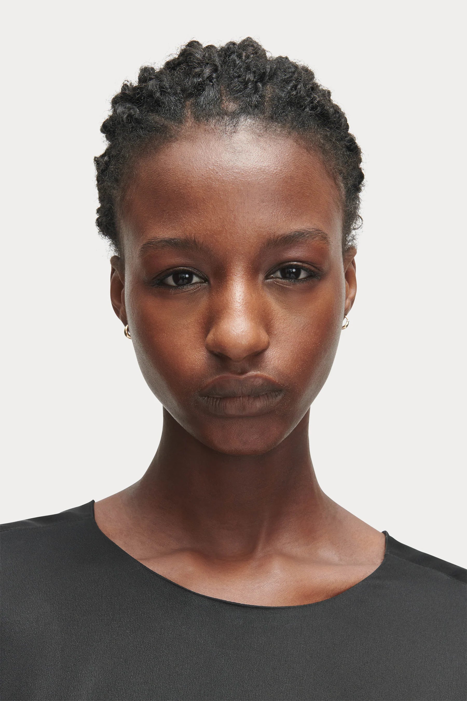 BABY ALPHA HOOP - GOLD