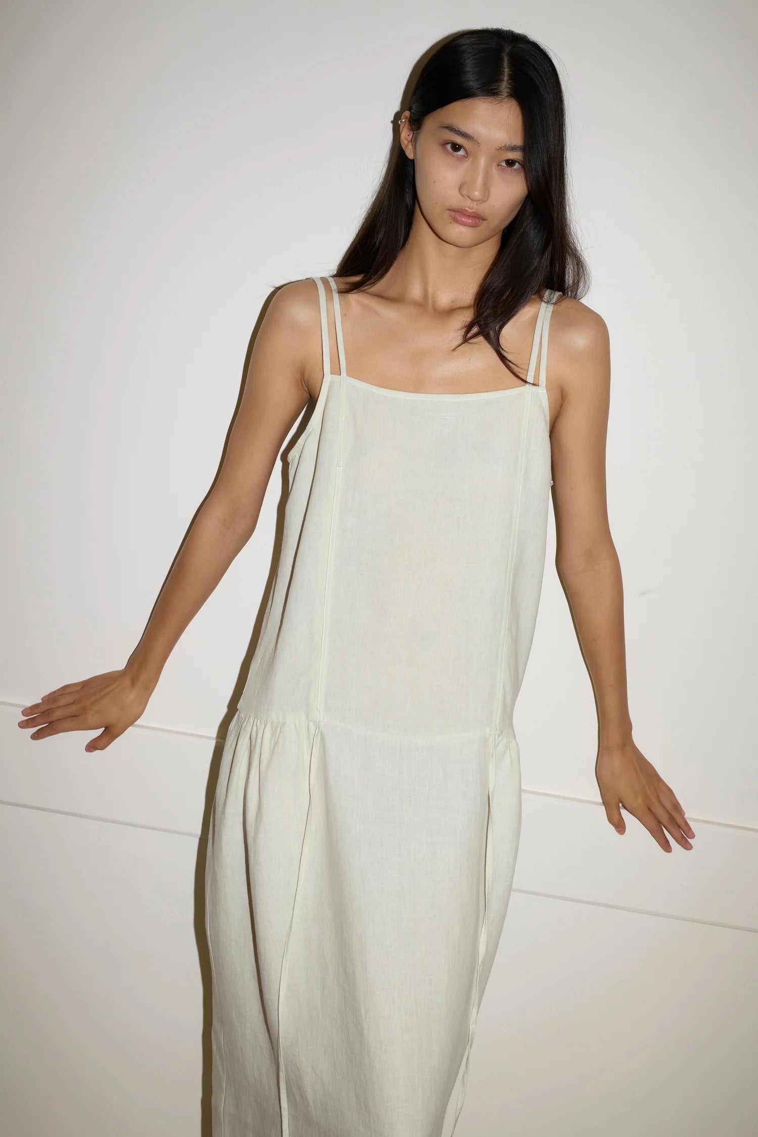 LINEN STRAP DRESS - PASTEL PISTACHIO