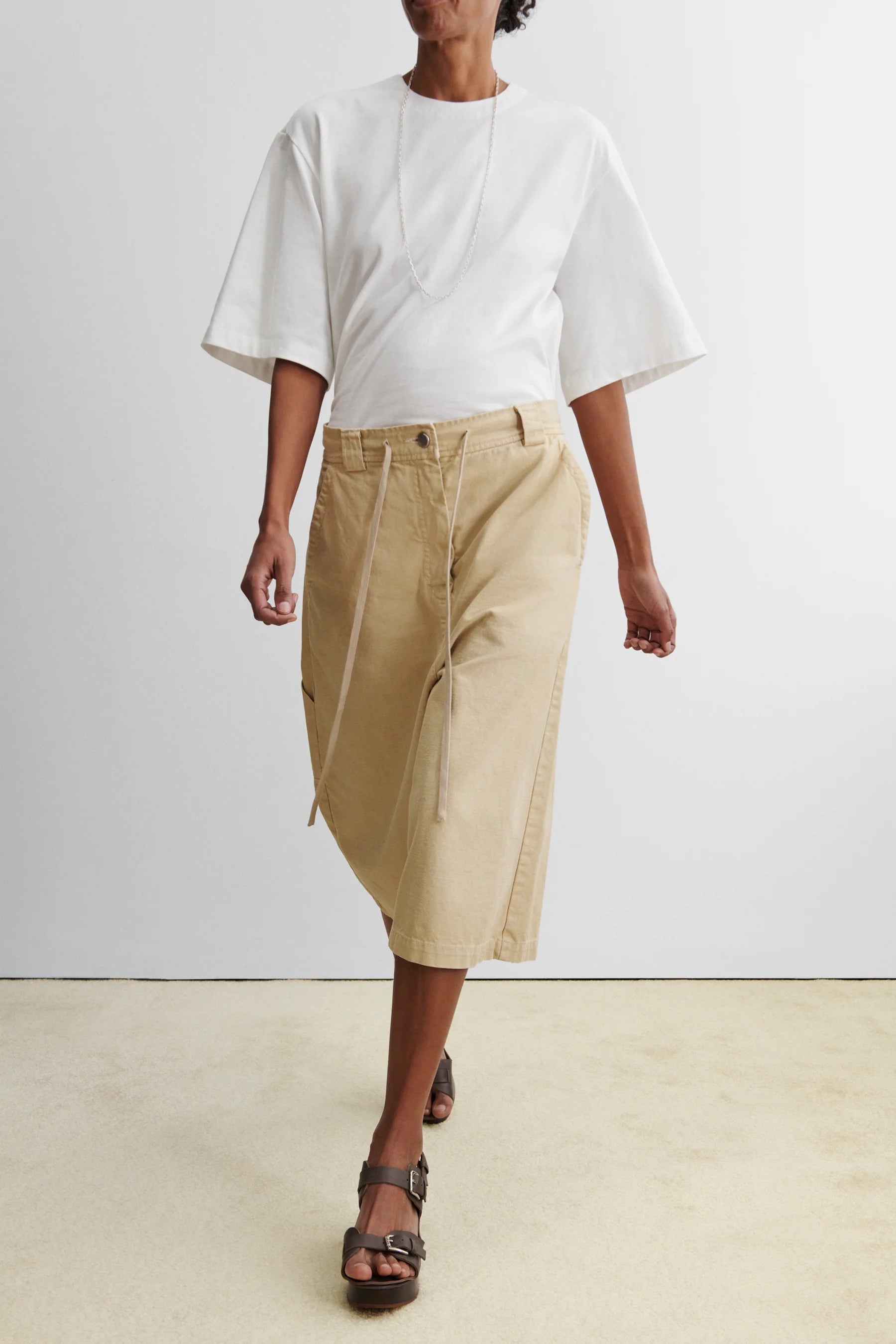 RAZ SHORT - GOLD