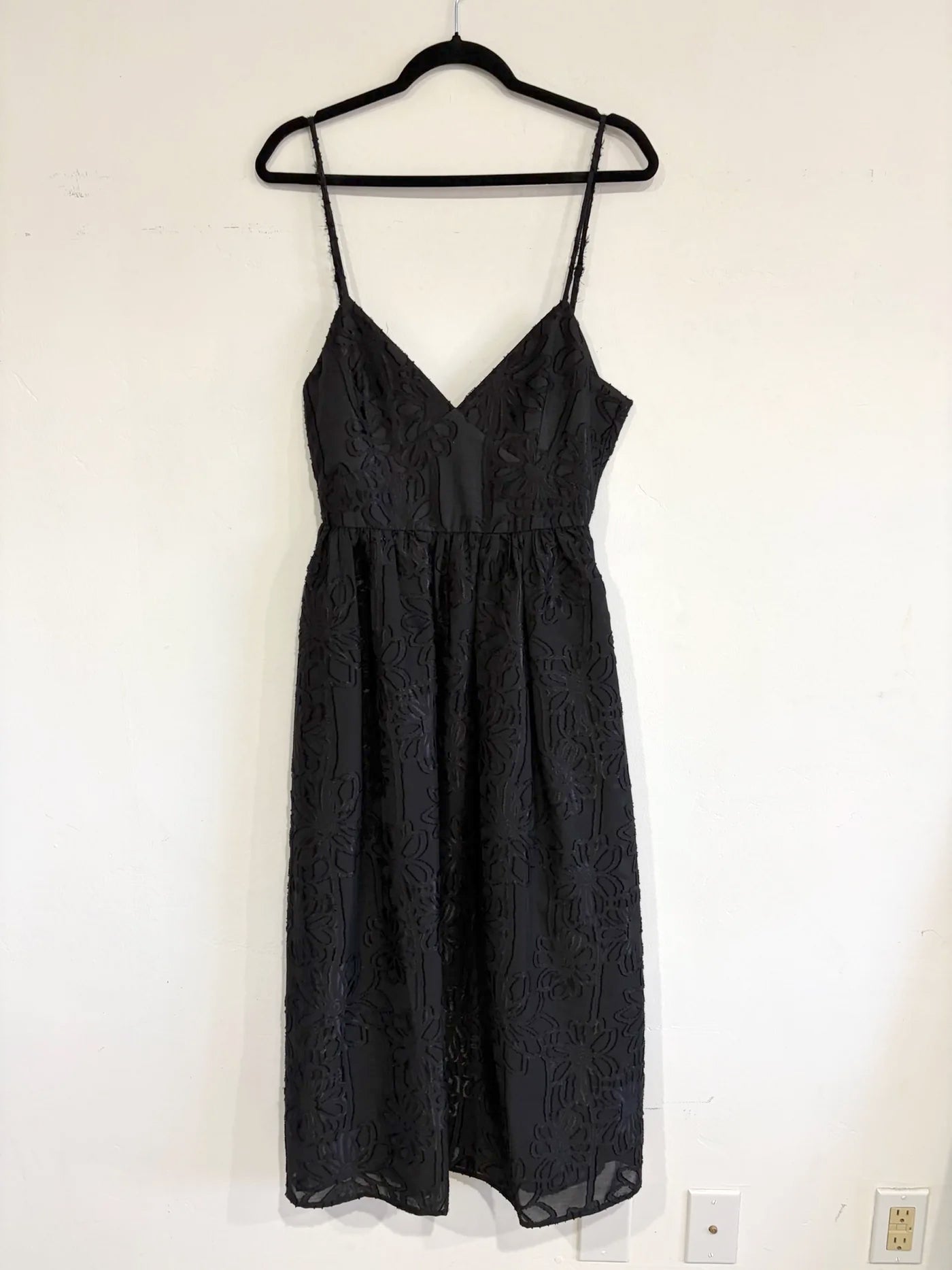 SAMPLE - TIE BACK MIDI DRESS - BLACK FLOWER