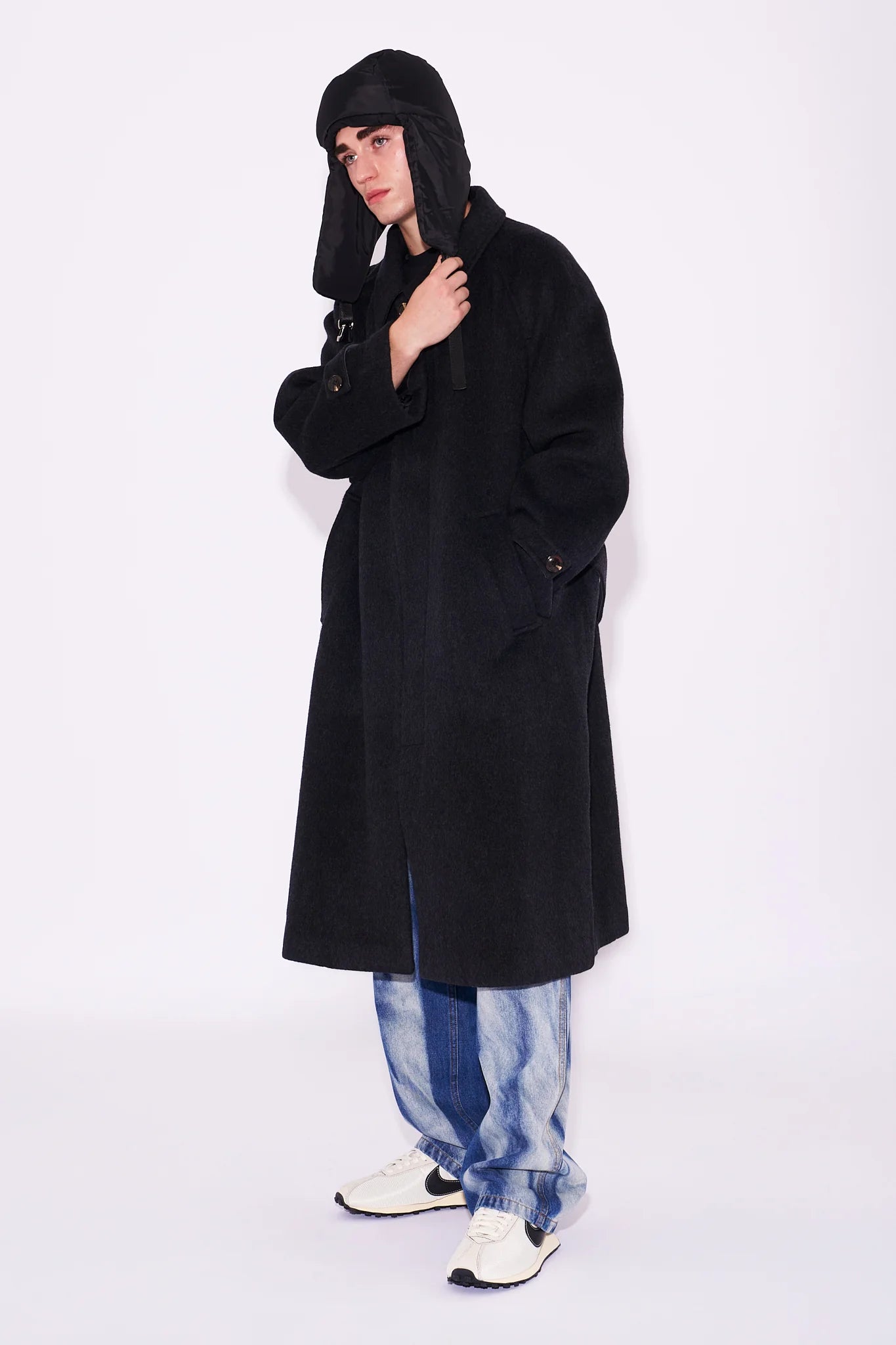 CLOUD HAT - BLACK