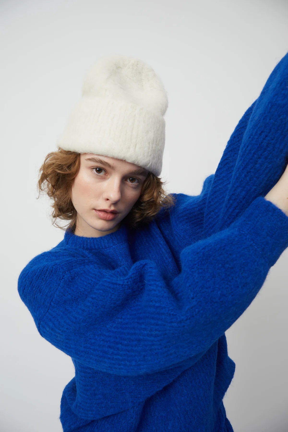 BALLOON SLEEVE SWEATER - BLUE