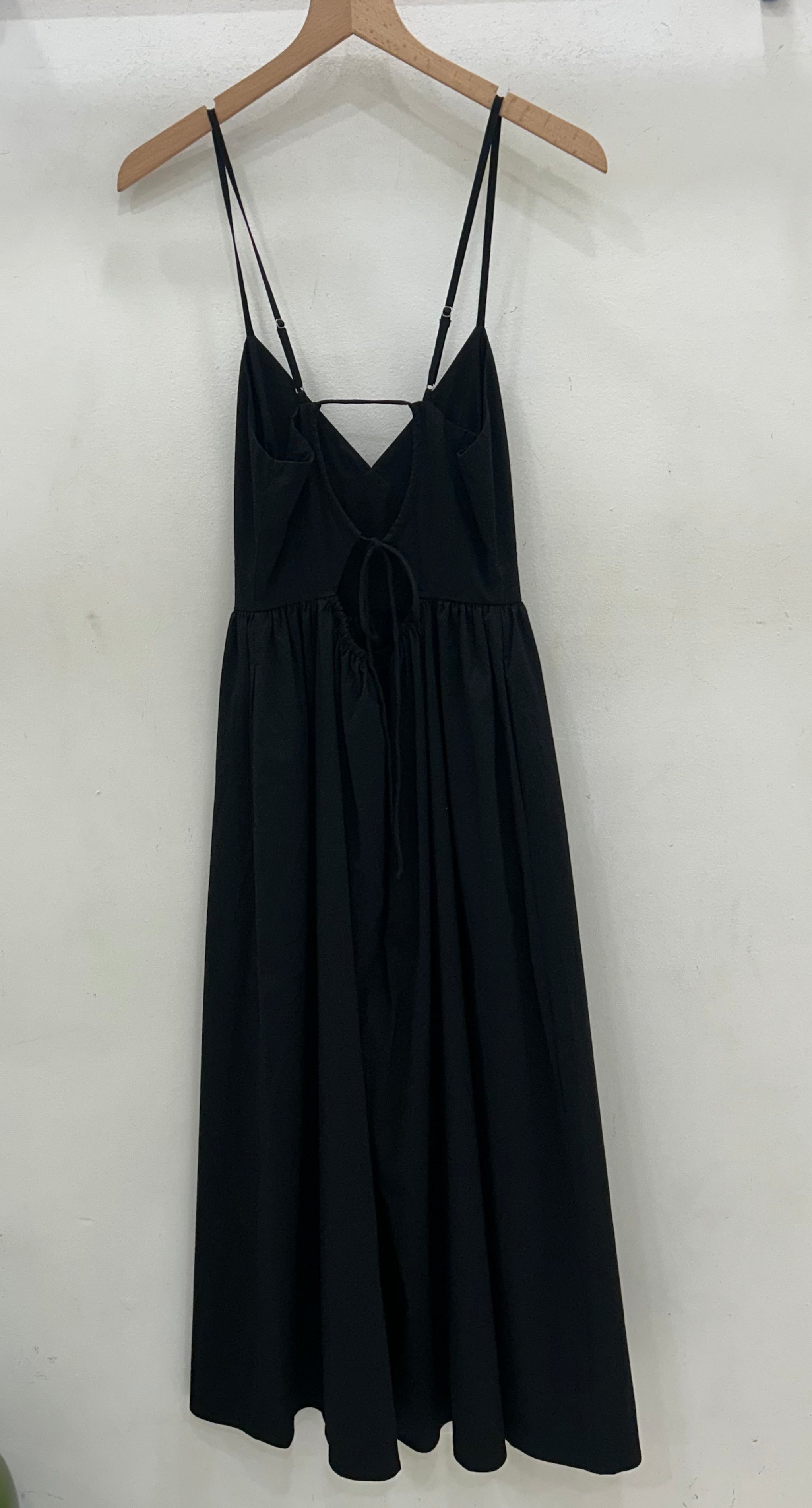SAMPLE - TIE BACK MIDI DRESS - BLACK SEERSUCKER