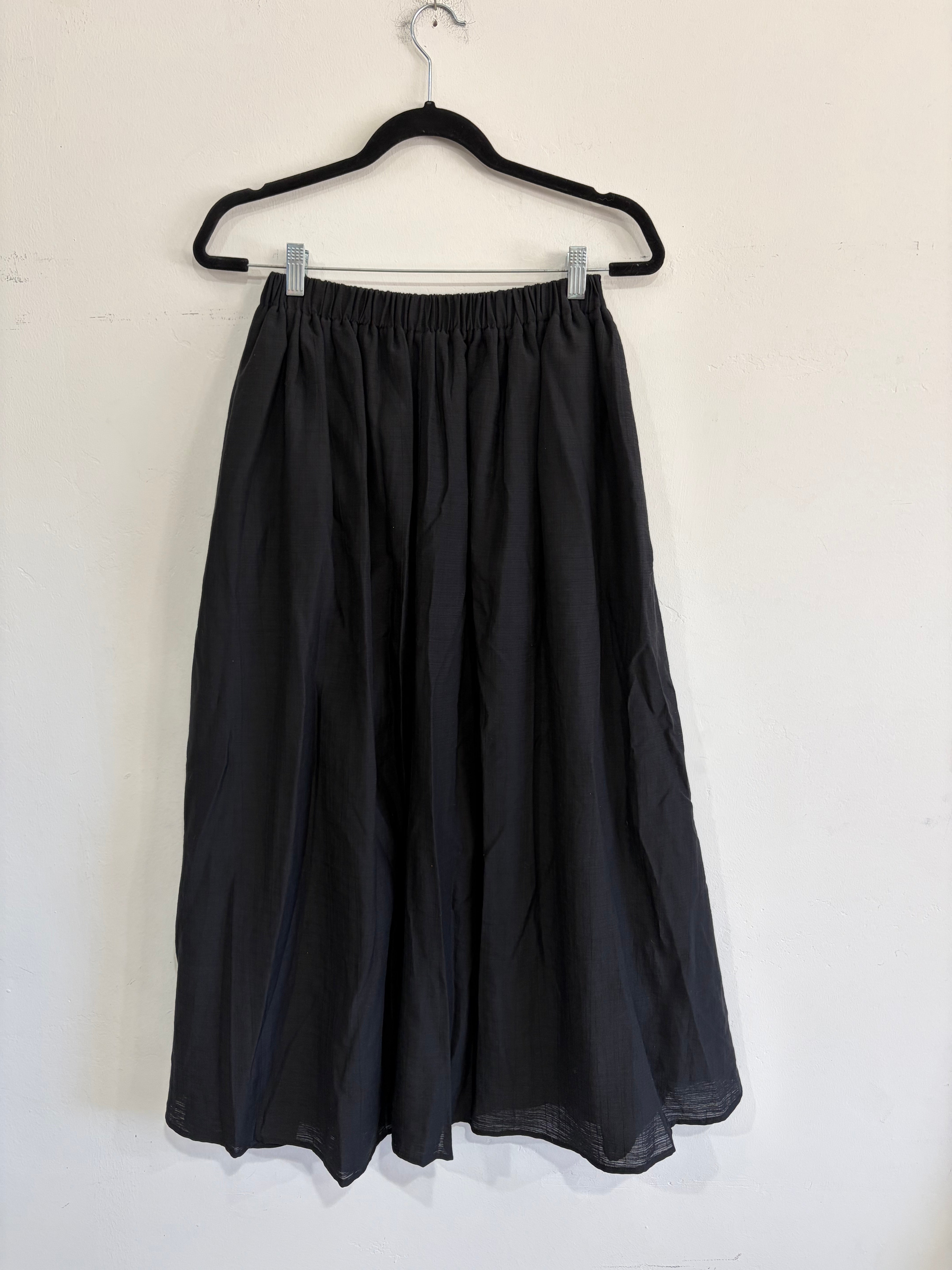 SAMPLE - FULL SKIRT - NAVY