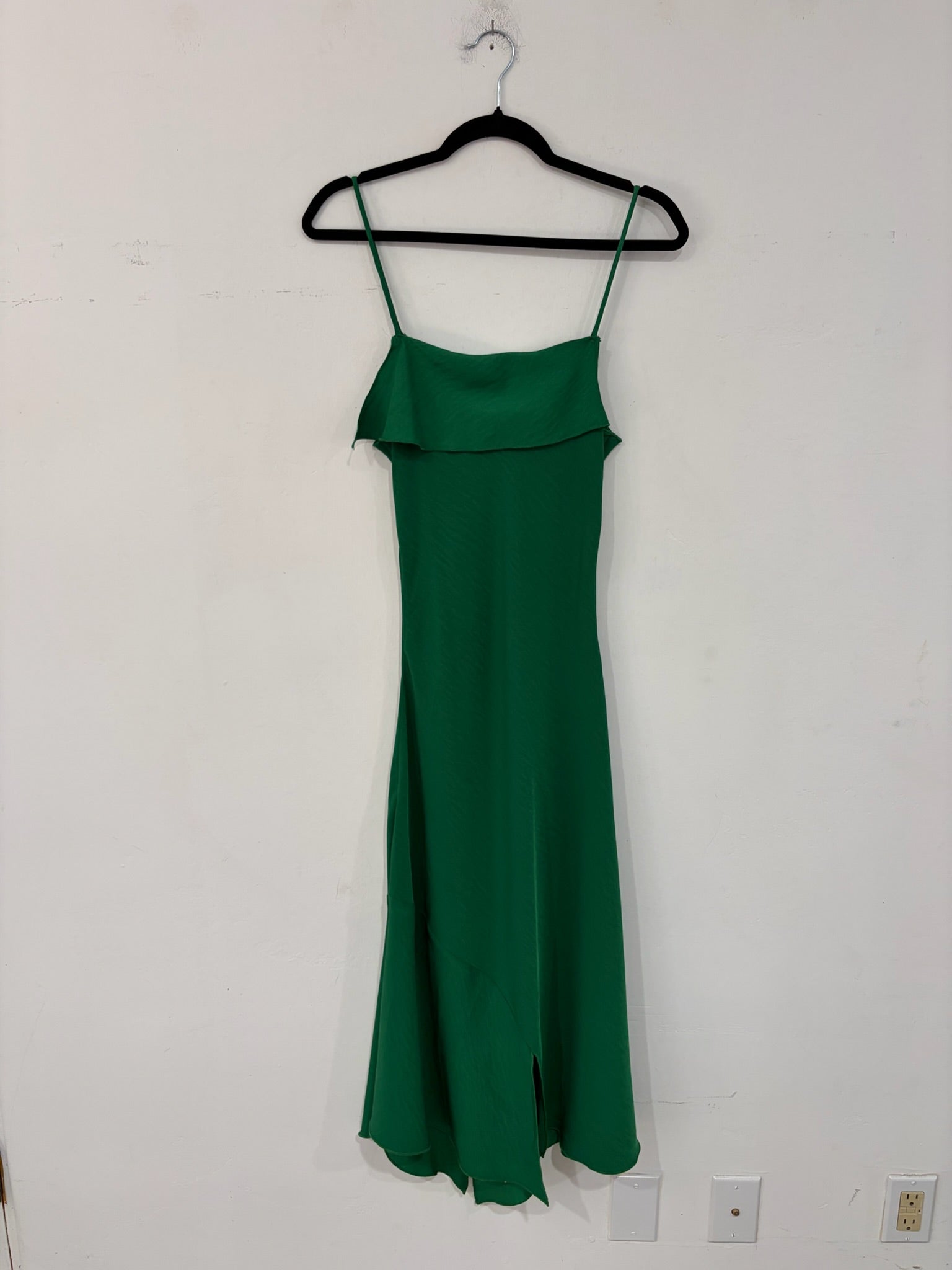 green tank dress Notched Sleeveless Maxi / XL The Sierra Tank Dress is swing fit Quince Women's Stretch Silk Tank