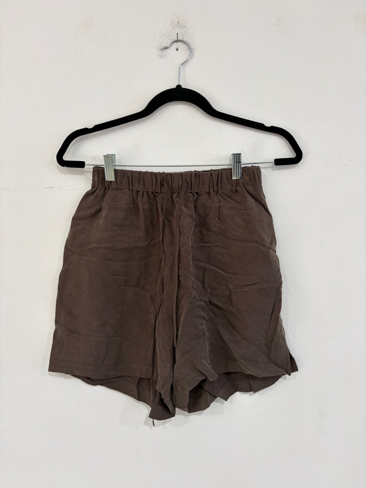 SAMPLE - DRAWSTRING SHORTS - DARK TAUPE