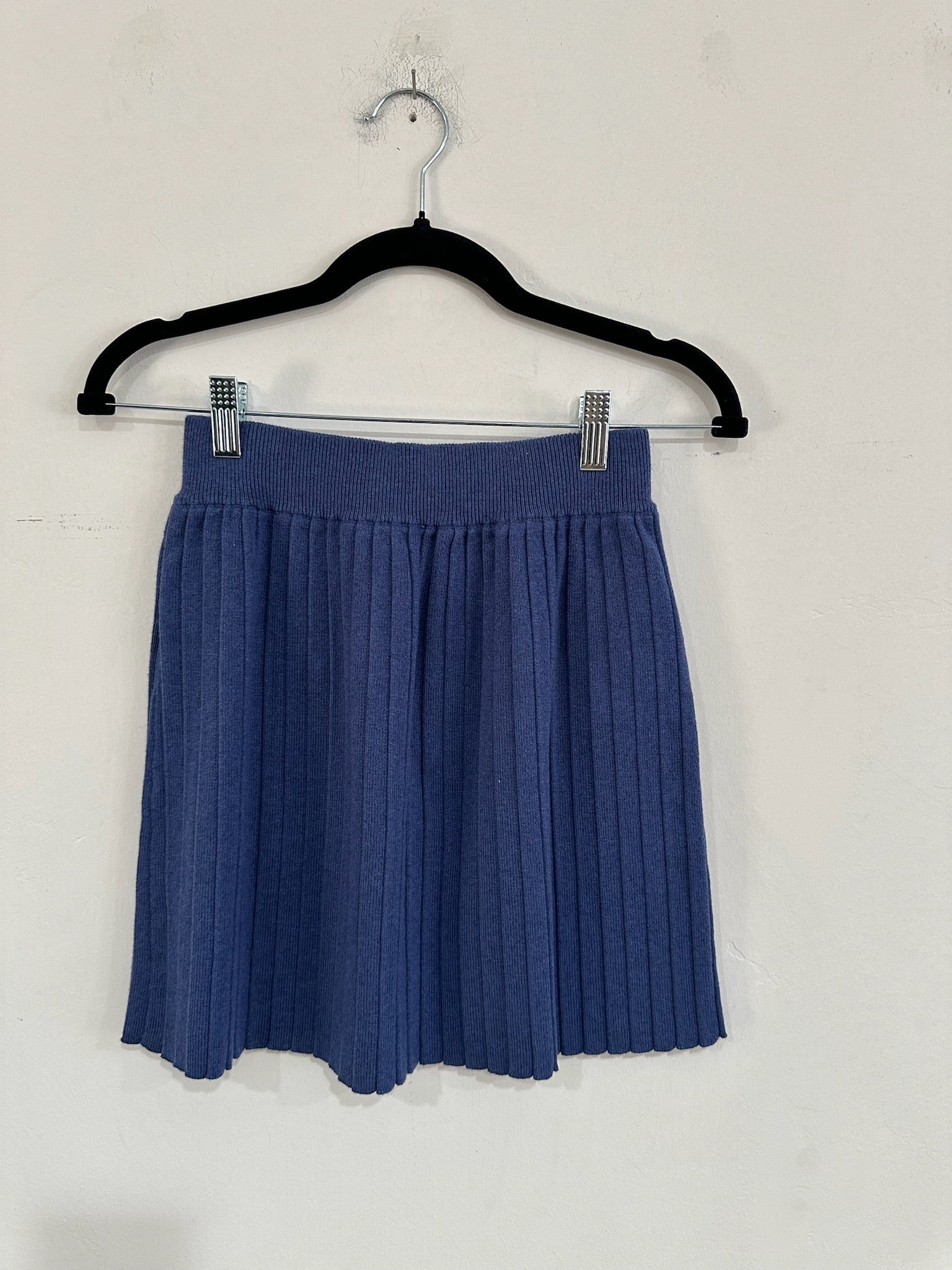 SAMPLE - KNIT PLEATED MINI SKIRT - STEEL BLUE