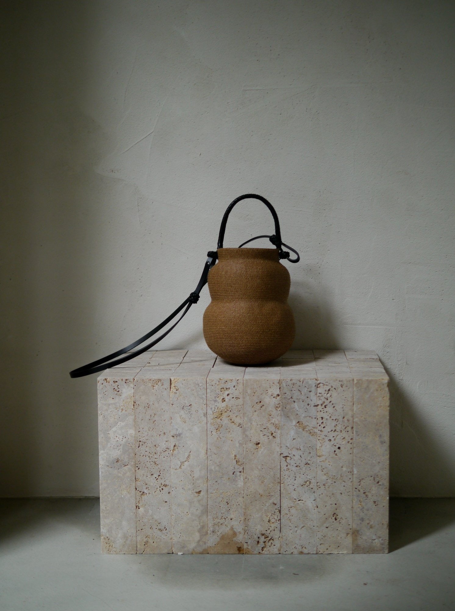 GOURD HAND BASKET