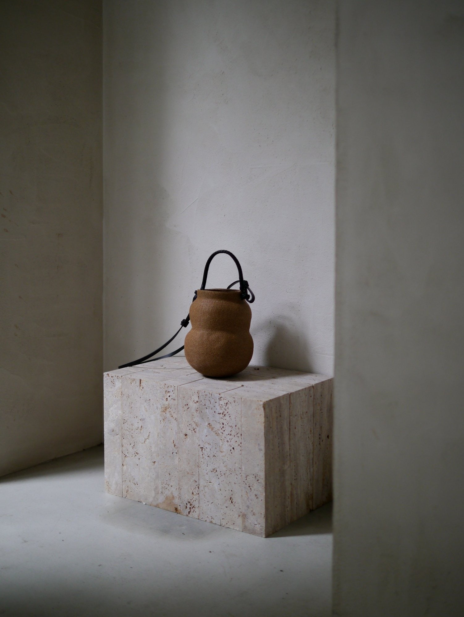 GOURD HAND BASKET