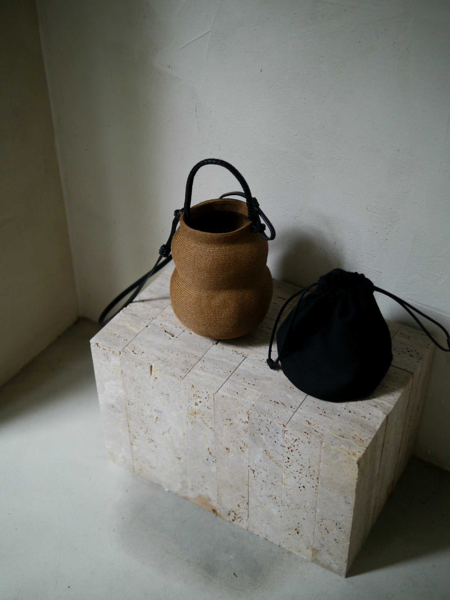 GOURD HAND BASKET