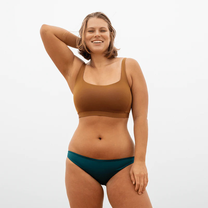 TOP SHELF TOP - TAN LINES