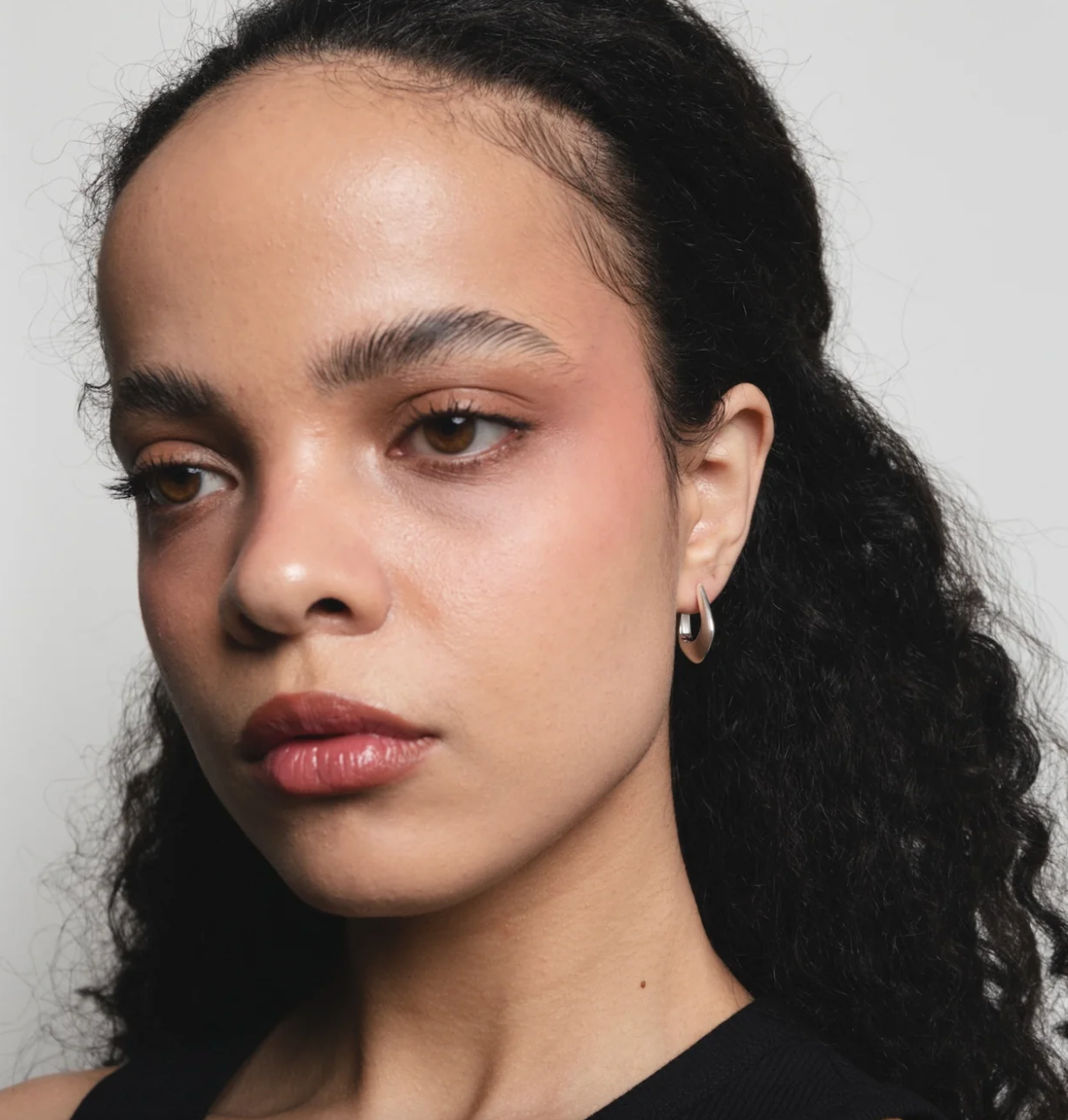 MILA HOOPS - SILVER