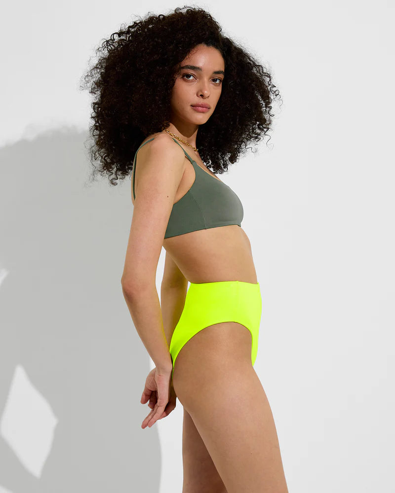 HI HI BOTTOM - TOURIST