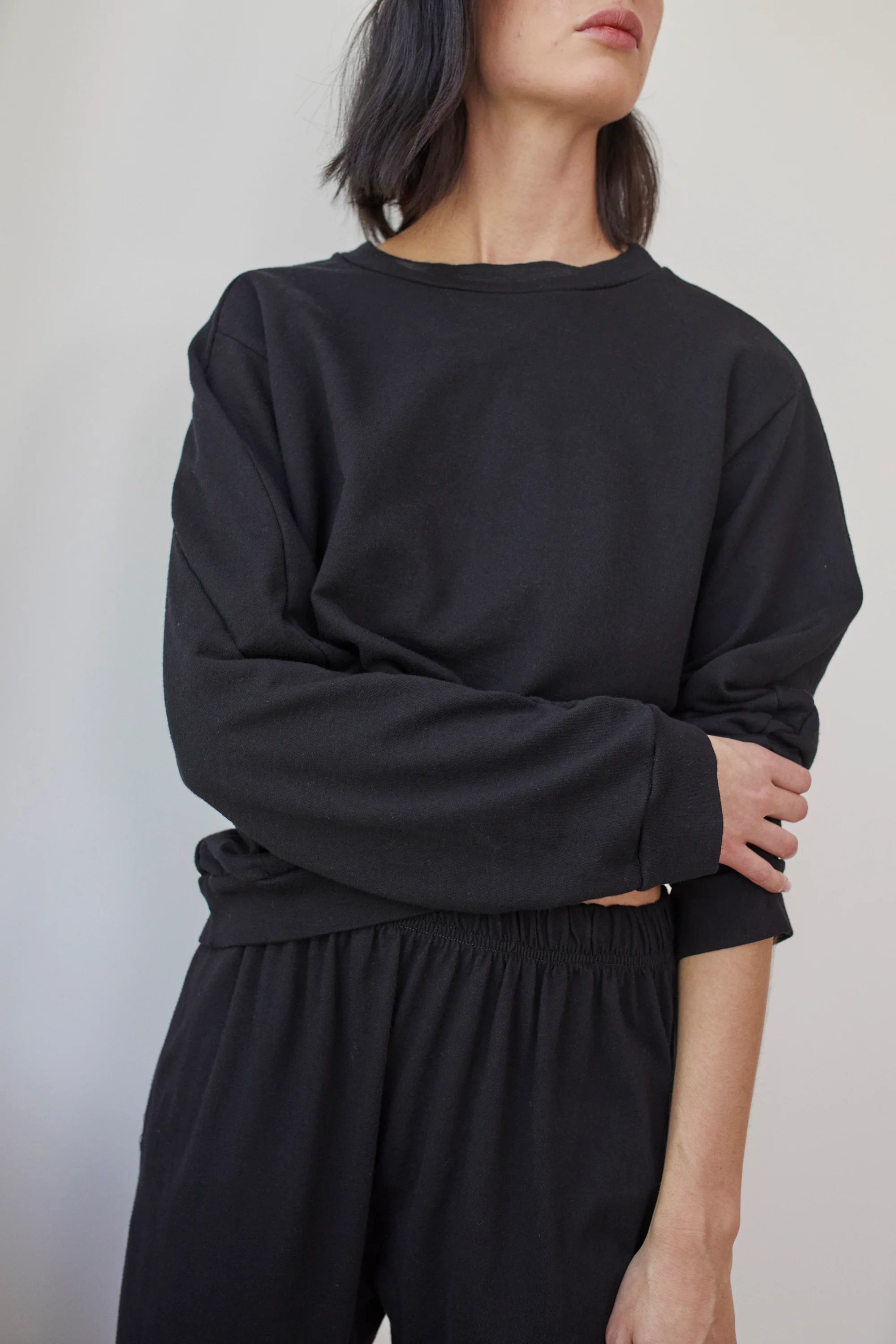 EASY SUMMER SWEATSHIRT - BLACK
