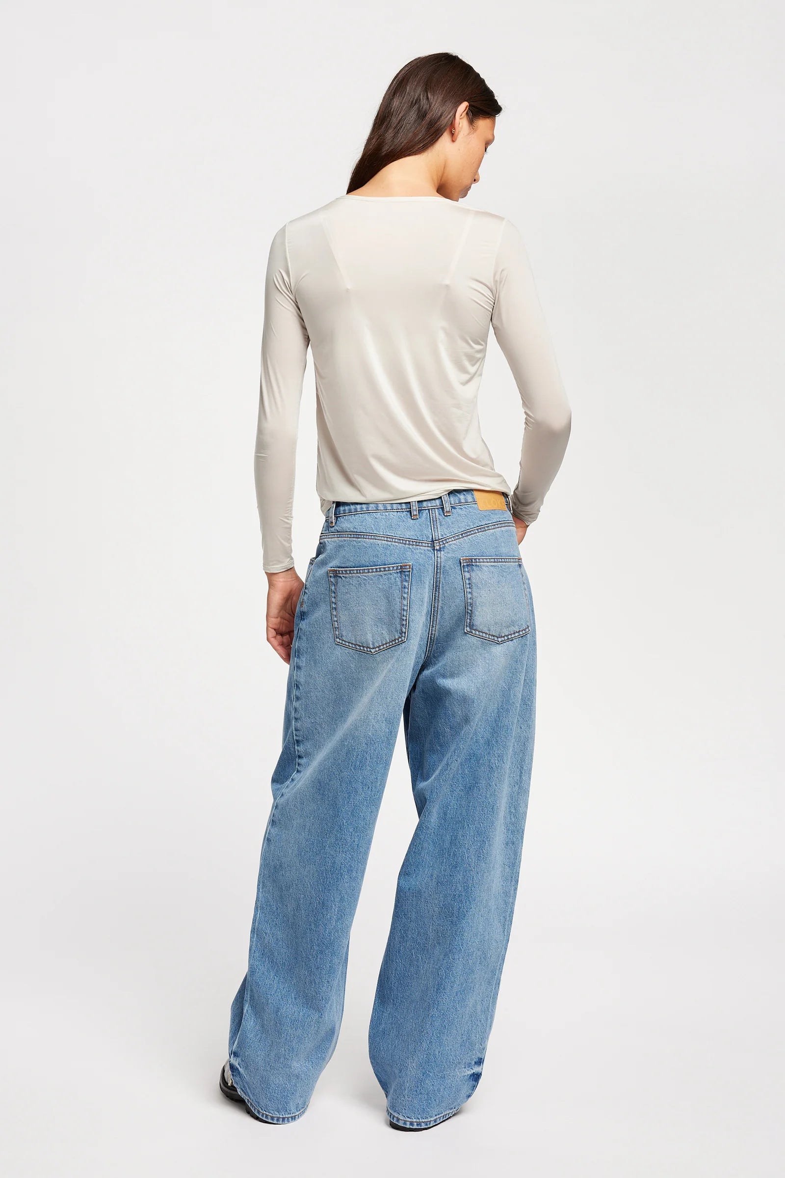 EXPANSION LONG SLEEVE TOP - OFF WHITE