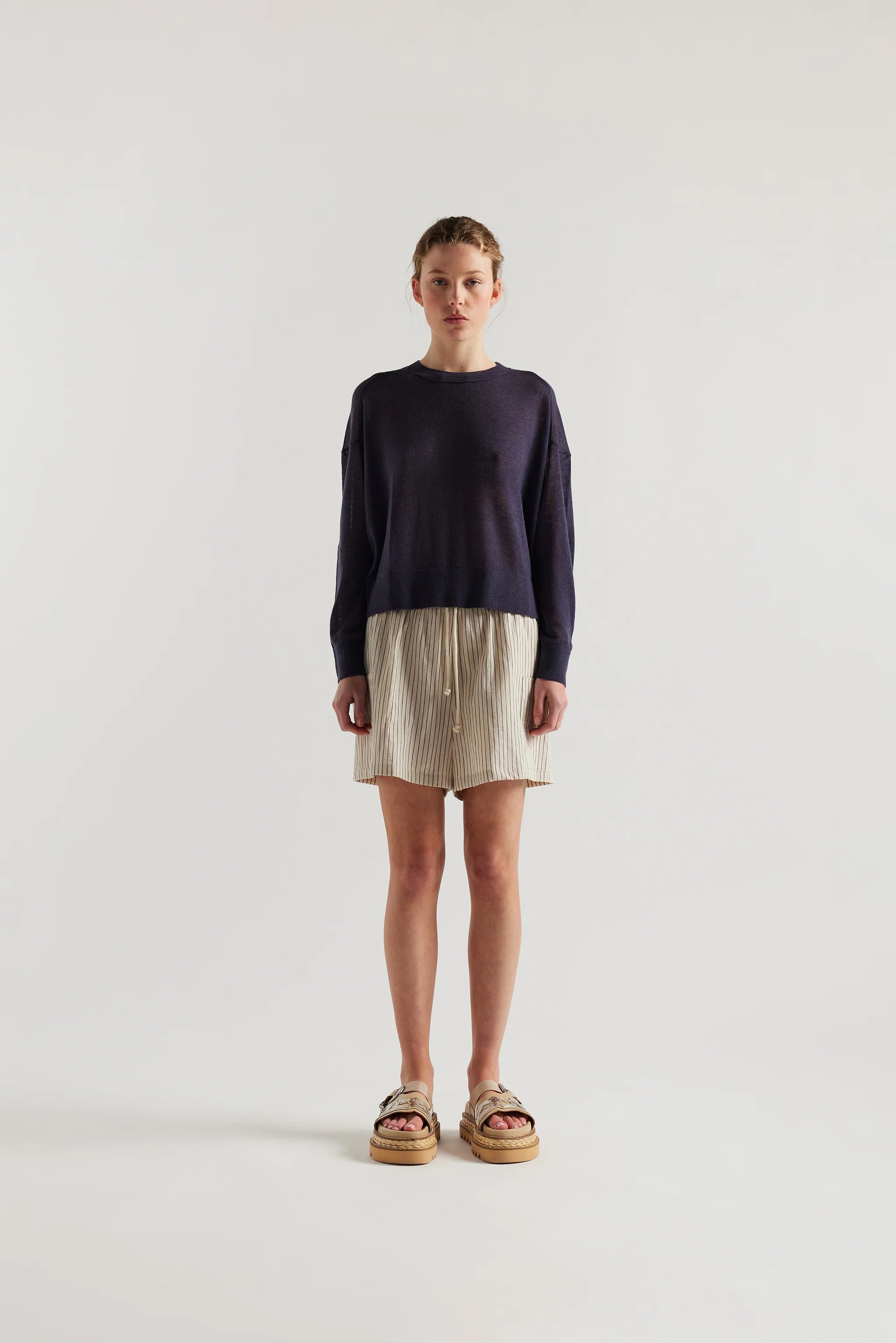 VESPER SHORT - ECRU PIN STRIPE