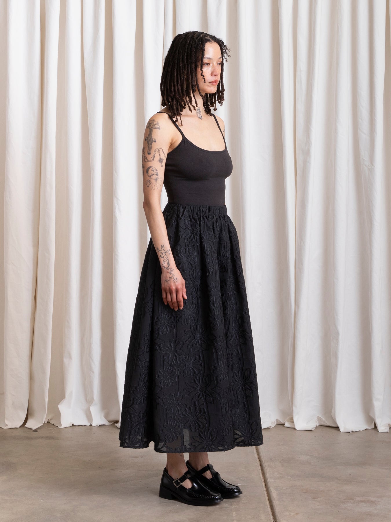 FULL SKIRT - BLACK FLOWER