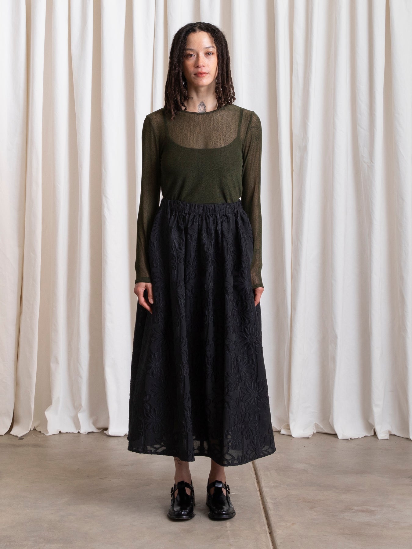 FULL SKIRT - BLACK FLOWER