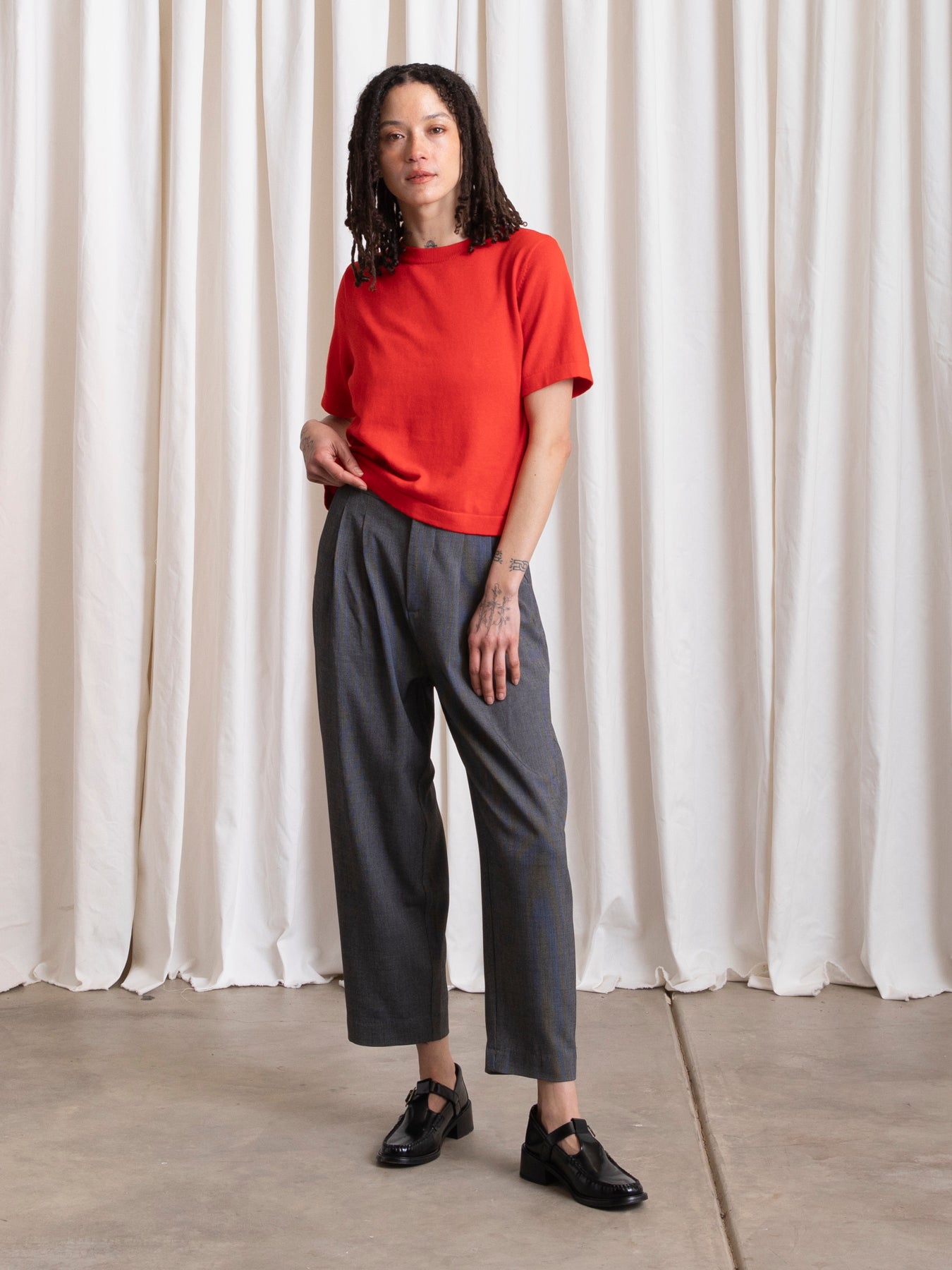 PLEATED PANT - GREY SMALL CHECK