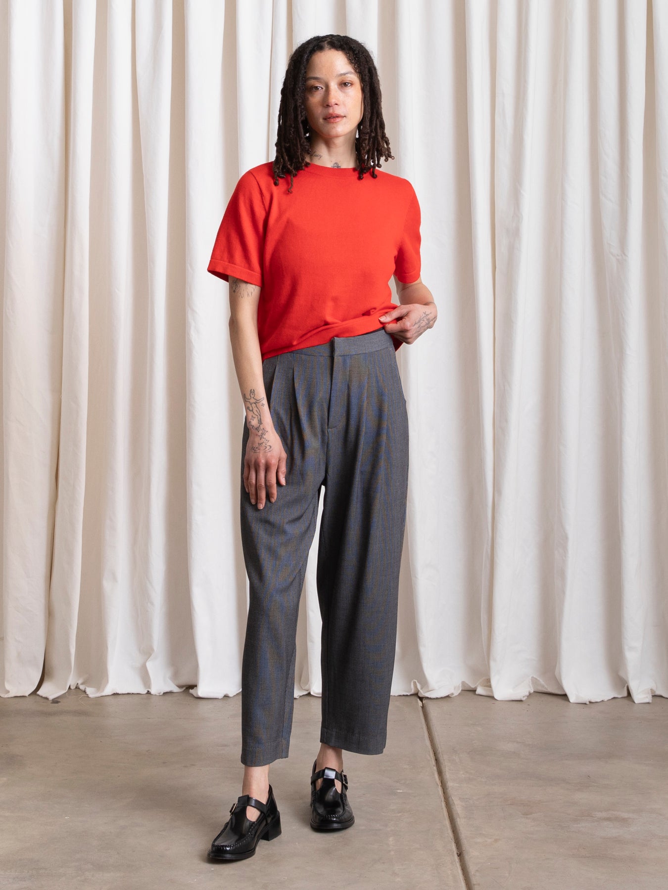 PLEATED PANT - GREY SMALL CHECK