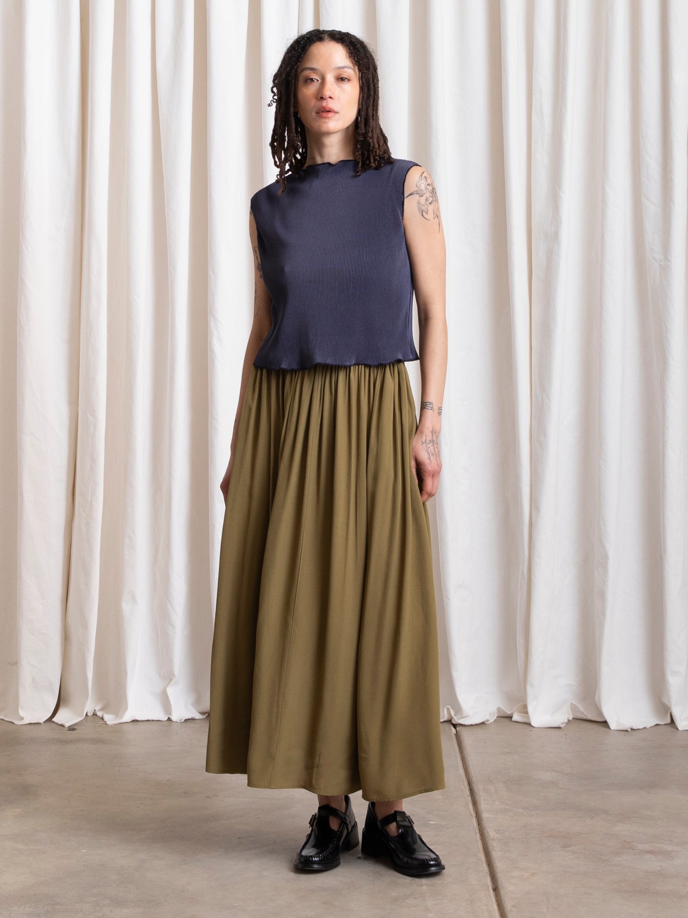 FULL SKIRT - OLIVE MATTE