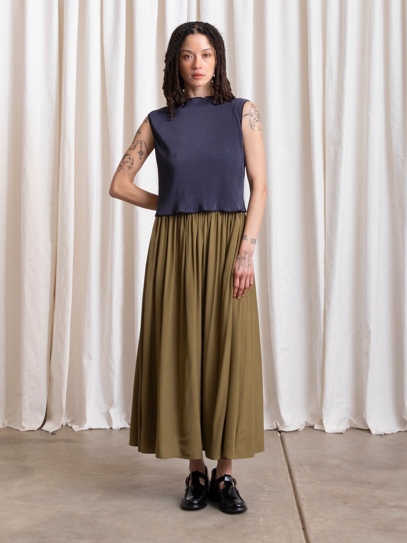 FULL SKIRT - OLIVE MATTE