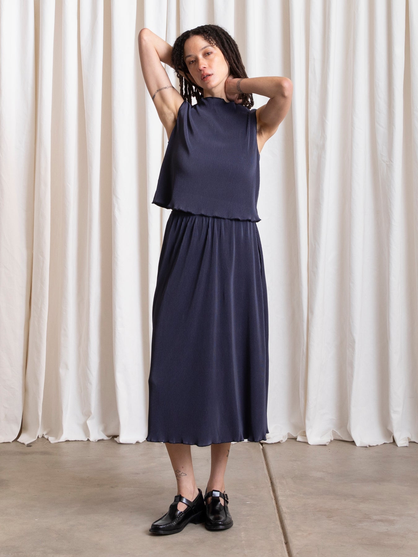 HIGH NECK PLEATED TANK - NAVY