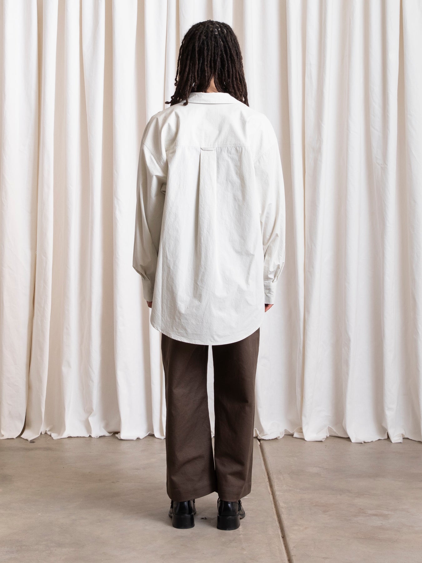 BUTTON DOWN OVERSIZED SHIRT - ECRU
