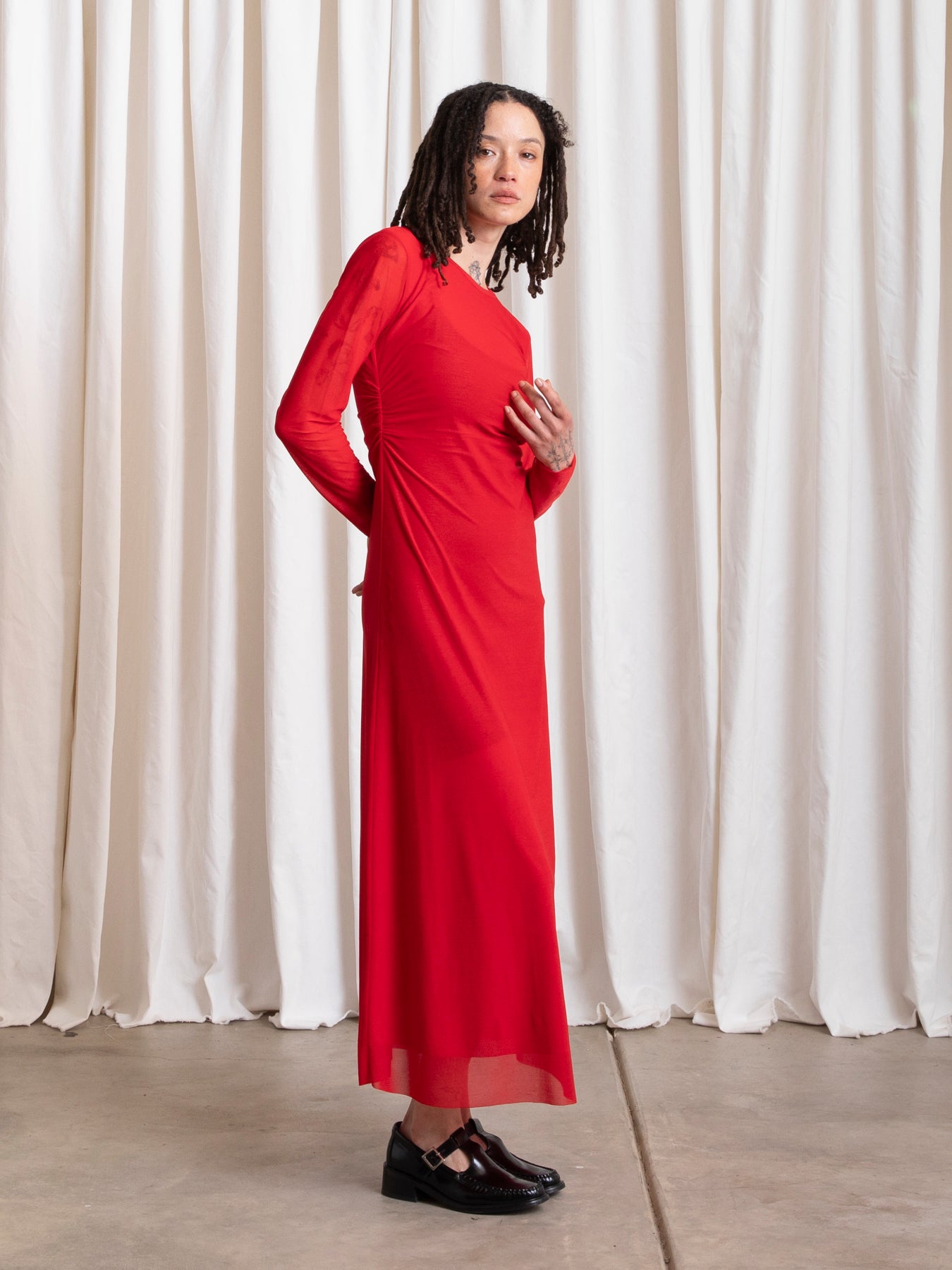 FITTED LS DRESS - RED