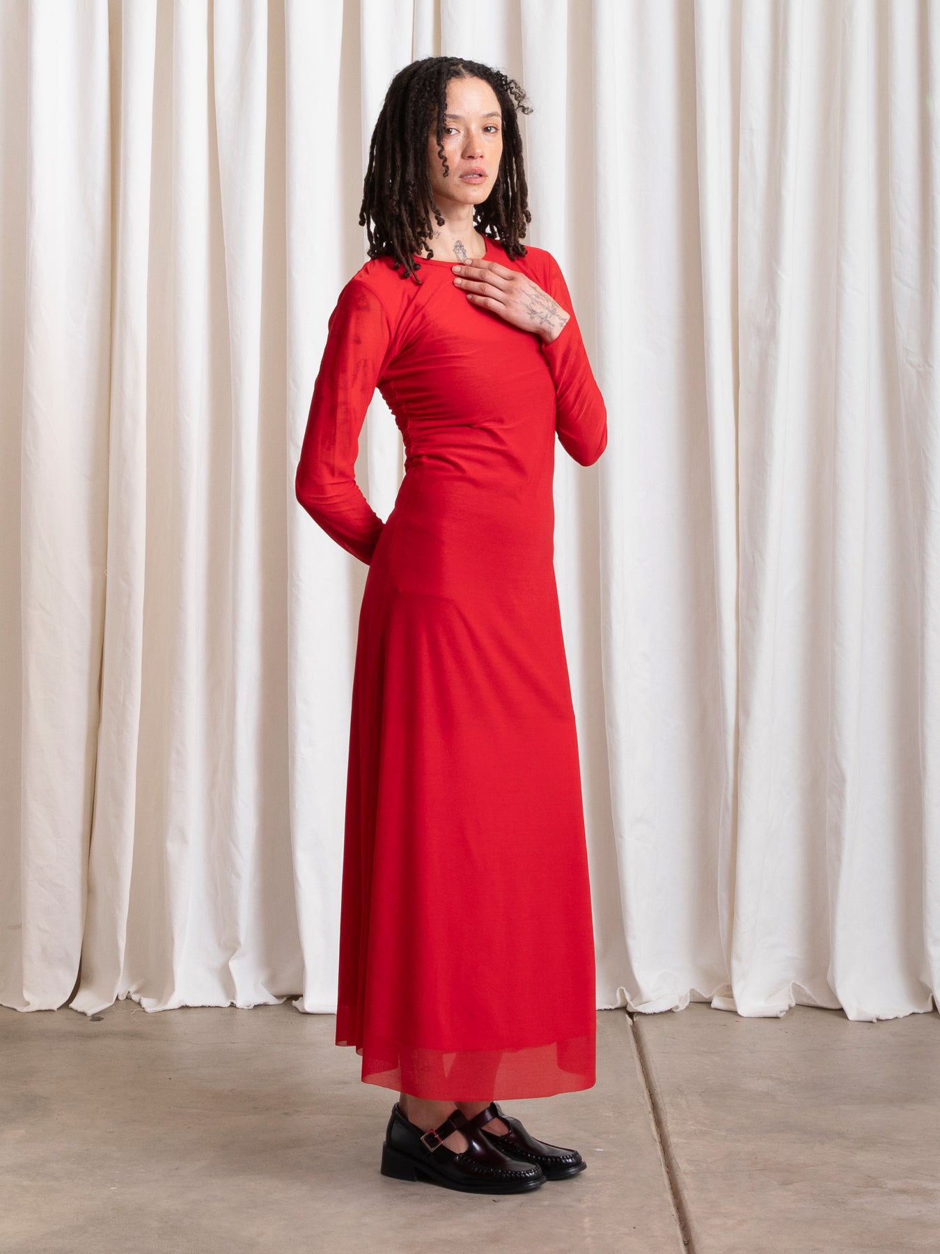 FITTED LS DRESS - RED