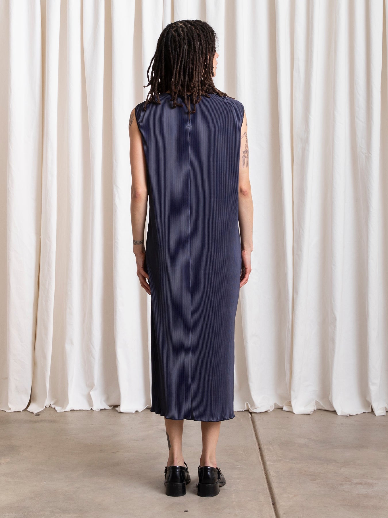 PLEATED TANK DRESS - NAVY