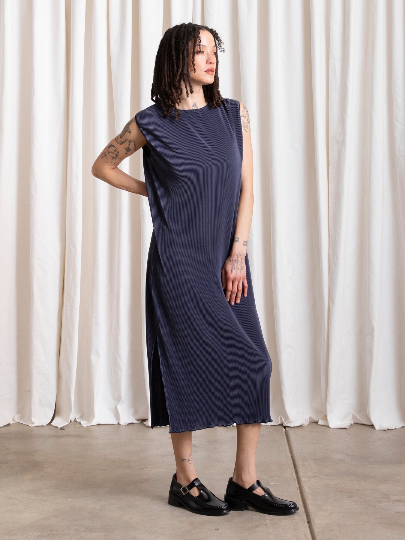 PLEATED TANK DRESS - NAVY