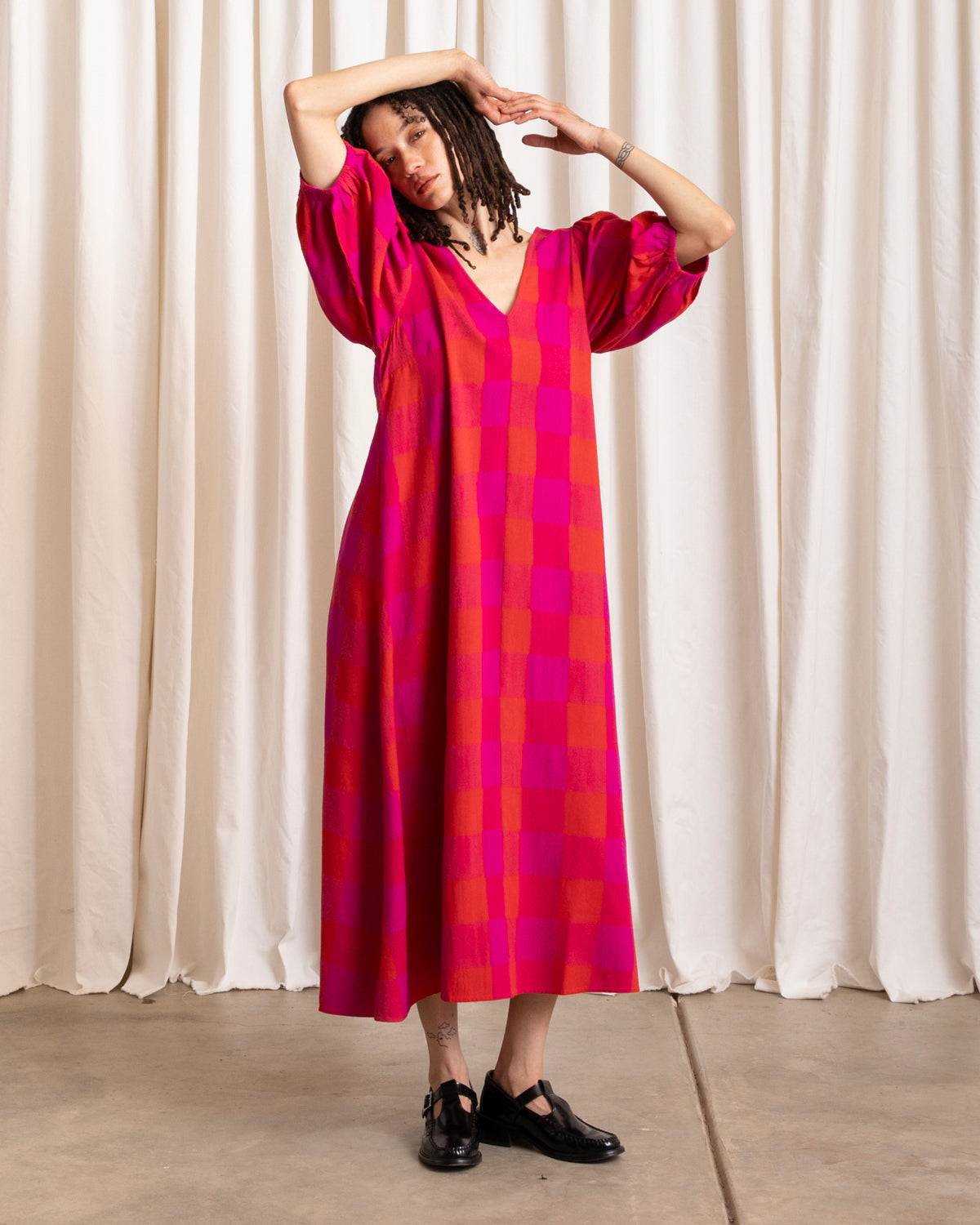 DOUBLE V-NECK MAXI DRESS - POPPY/PINK PLAID