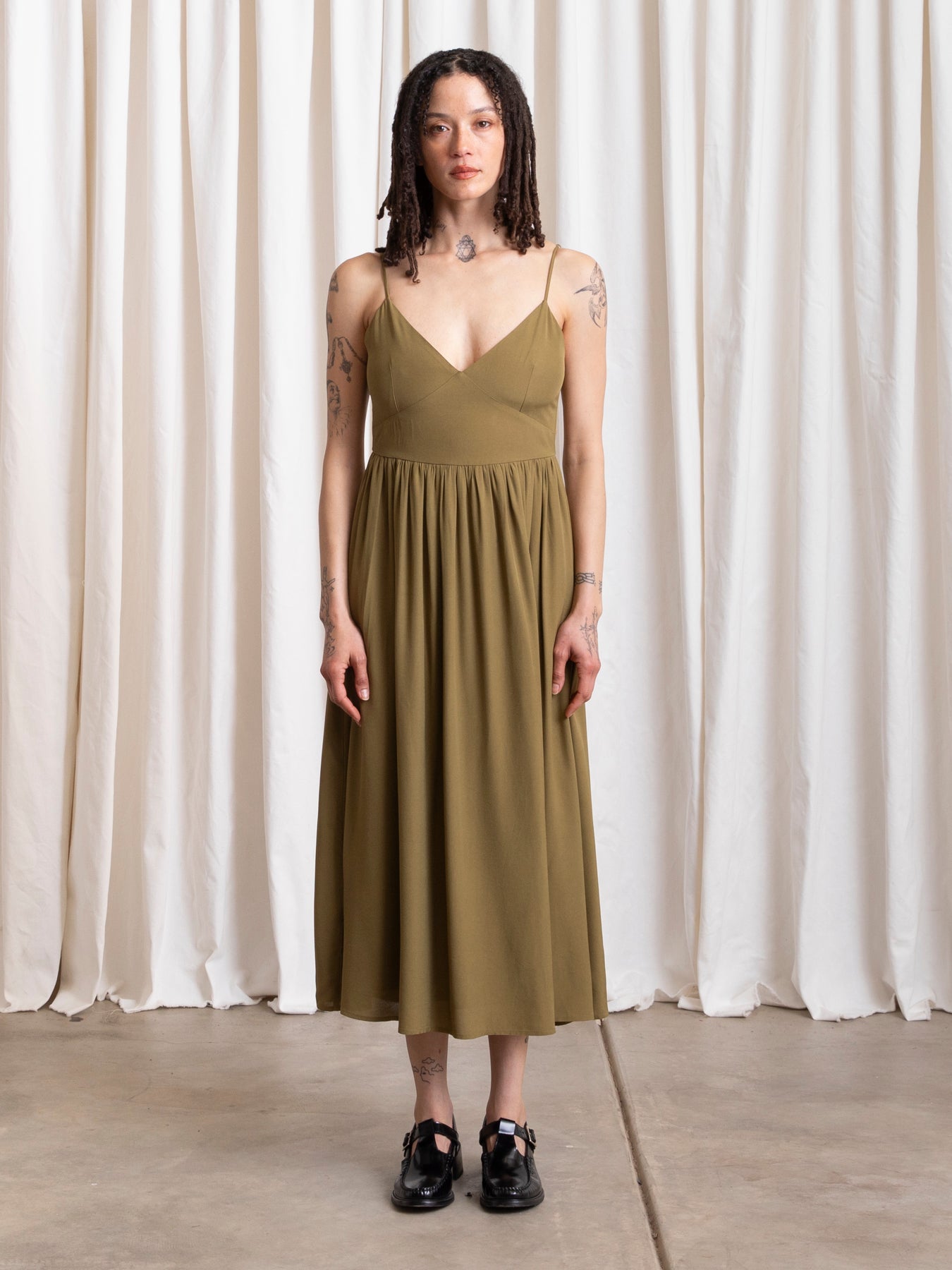 TIE BACK MIDI DRESS - OLIVE MATTE