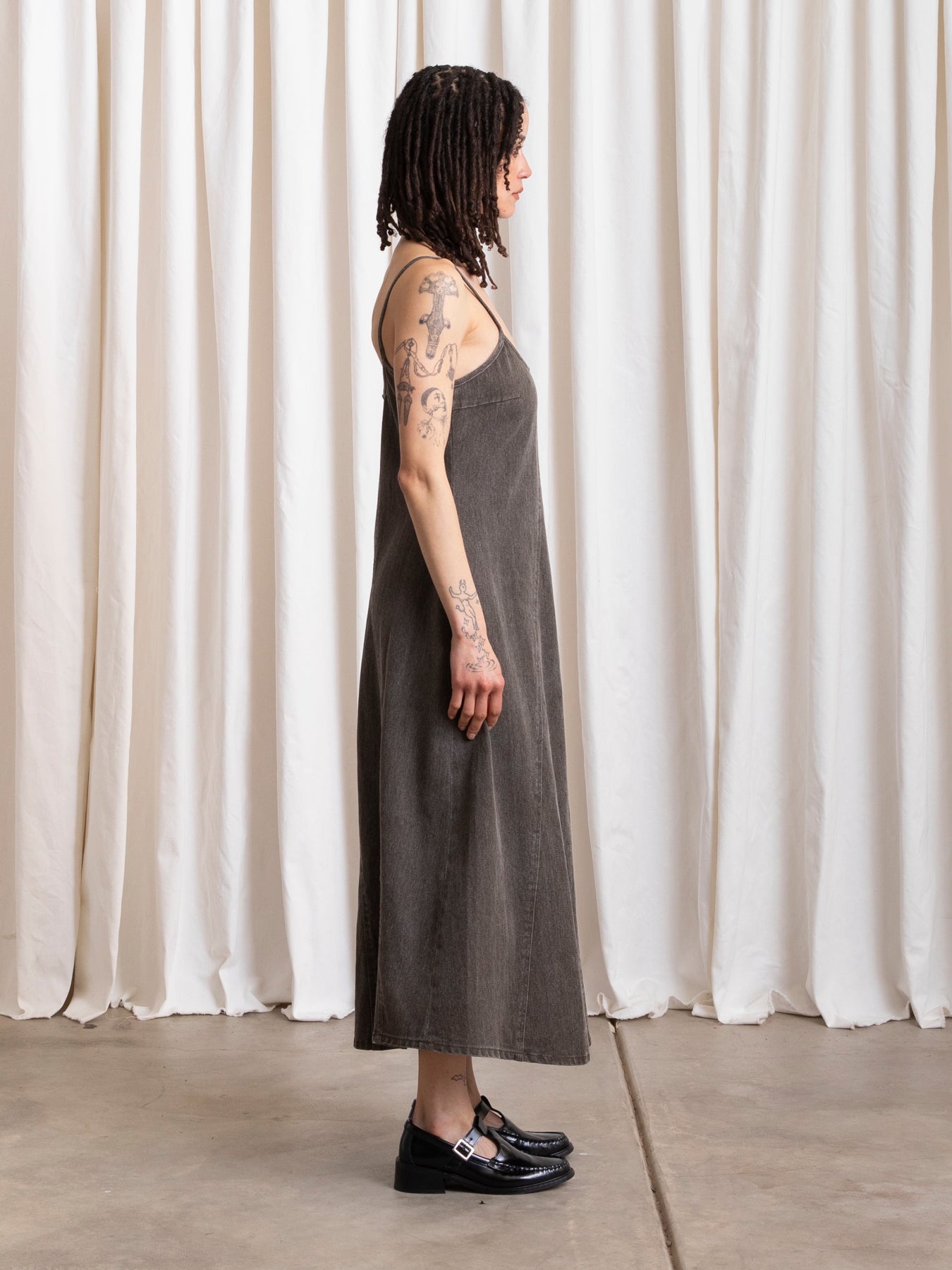 SEAMED TANK DRESS - BROWN DENIM