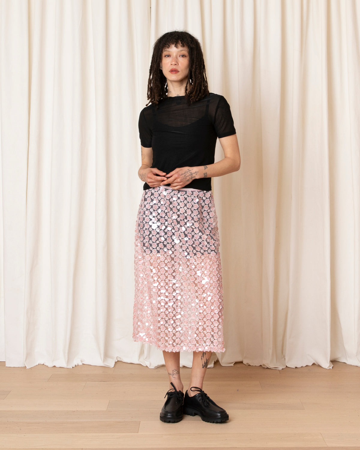 SEQUIN MIDI SKIRT - PINK FLOWERS