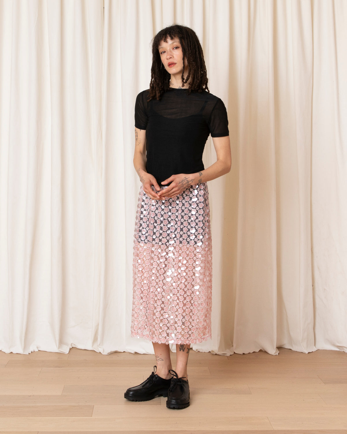 SEQUIN MIDI SKIRT - PINK FLOWERS