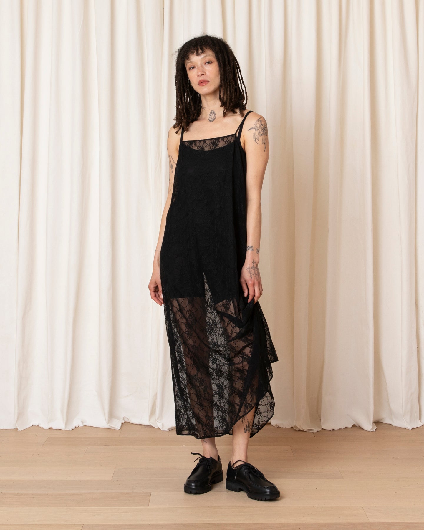 LACE SQUARE NECK FULL DRESS - BLACK