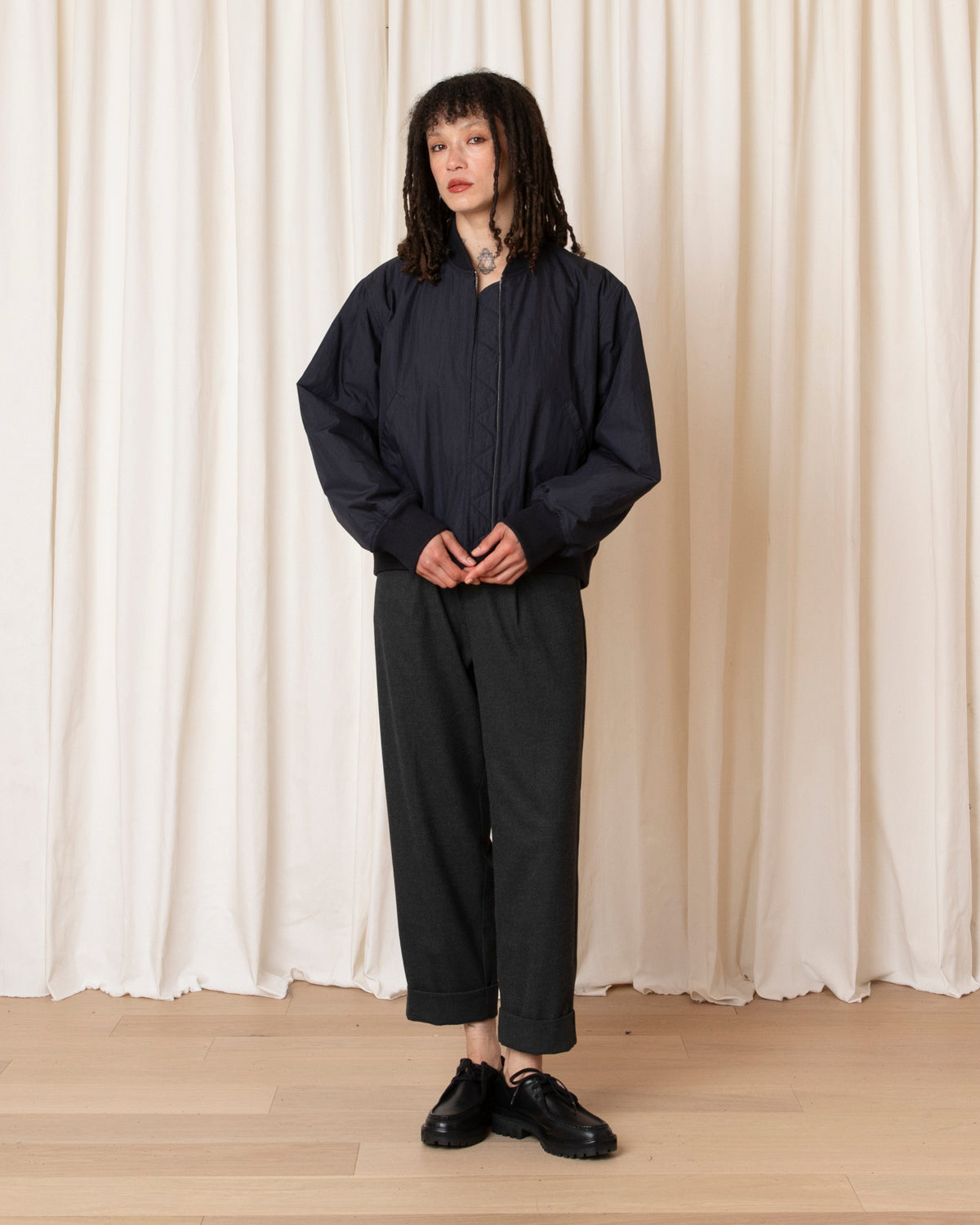 BOMBER JACKET - NAVY