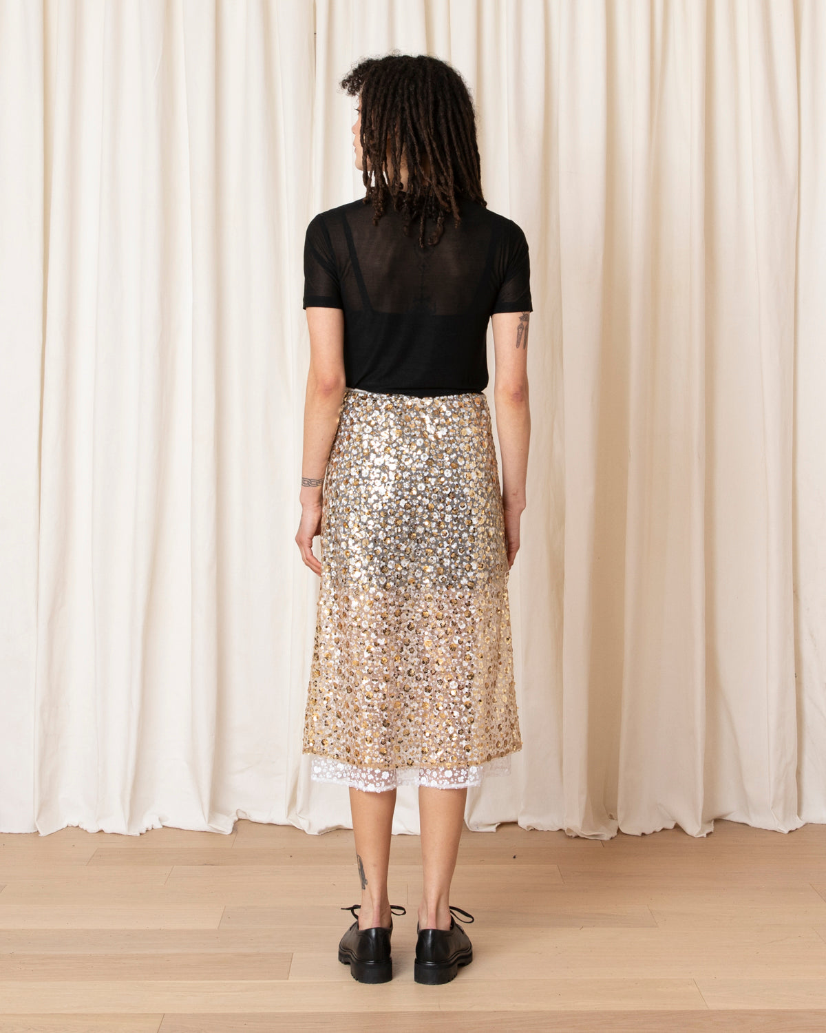LAYERED SEQUIN MIDI SKIRT - GOLD/WHITE