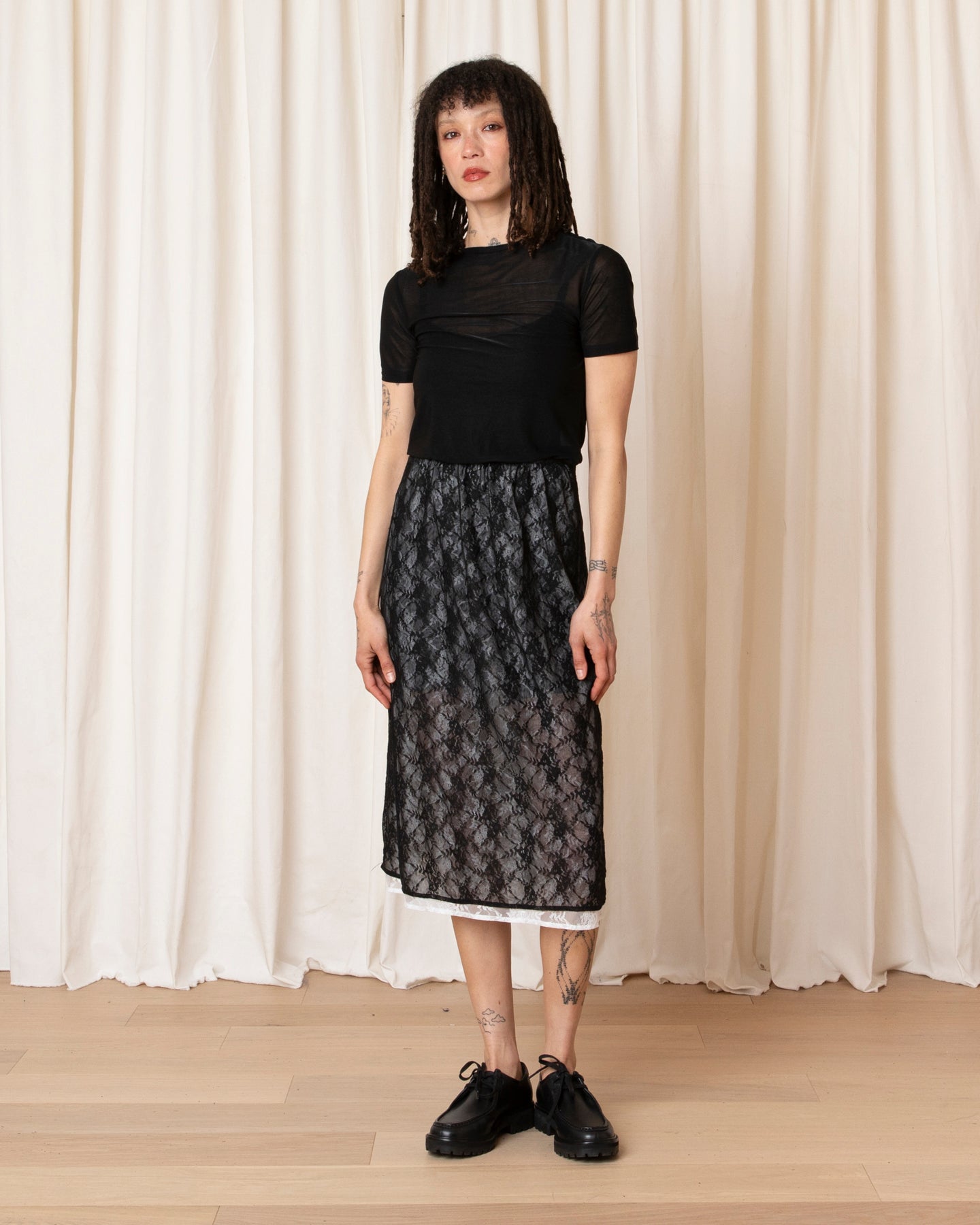 LACE LAYERED SKIRT - BLACK/WHITE LACE