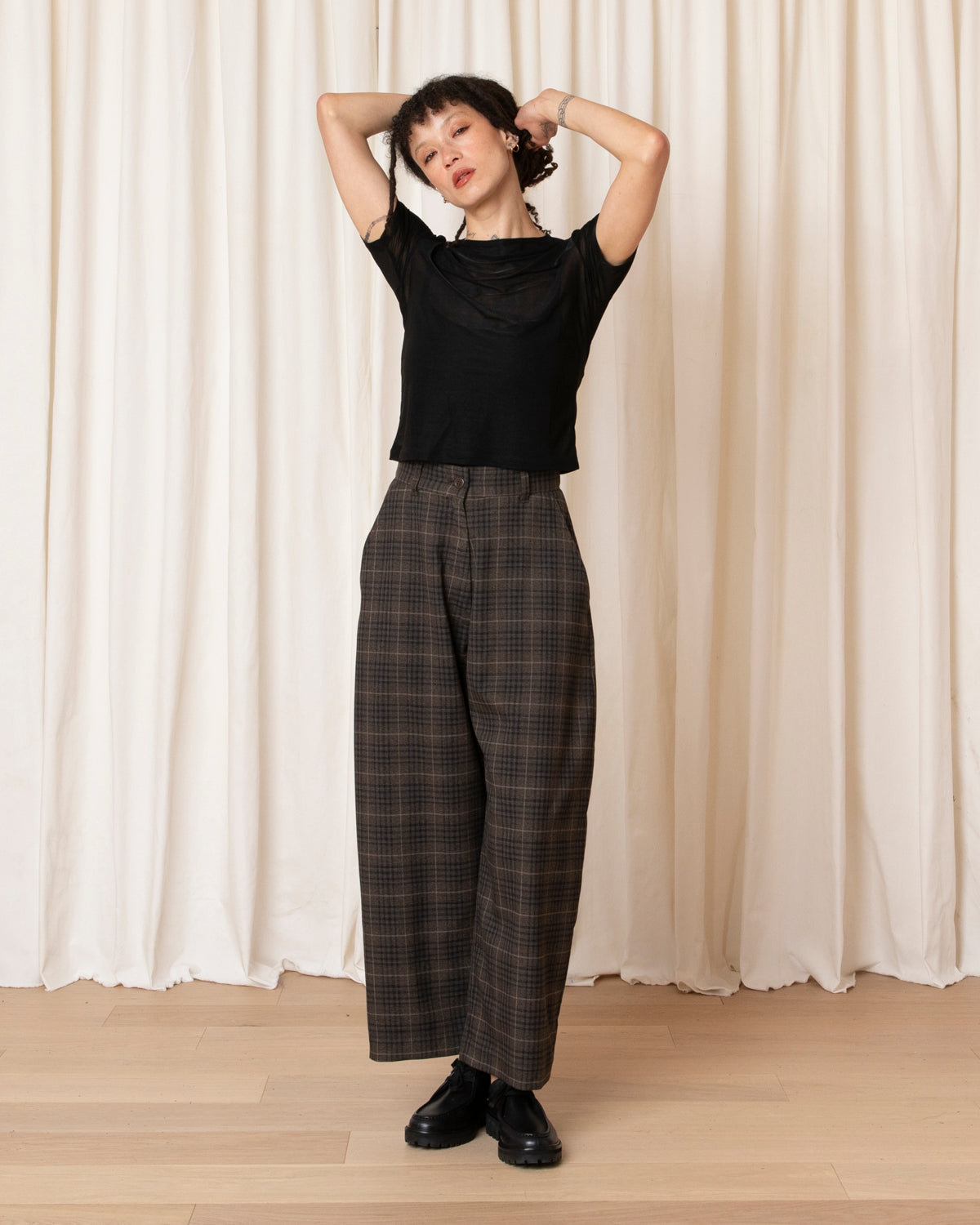 WOOL LOOSE BARREL PANT - BLACK/BROWN PLAID