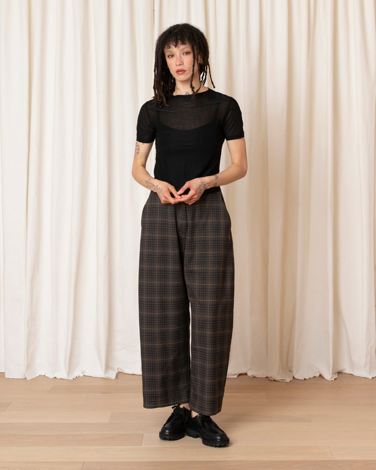 WOOL LOOSE BARREL PANT - BLACK/BROWN PLAID