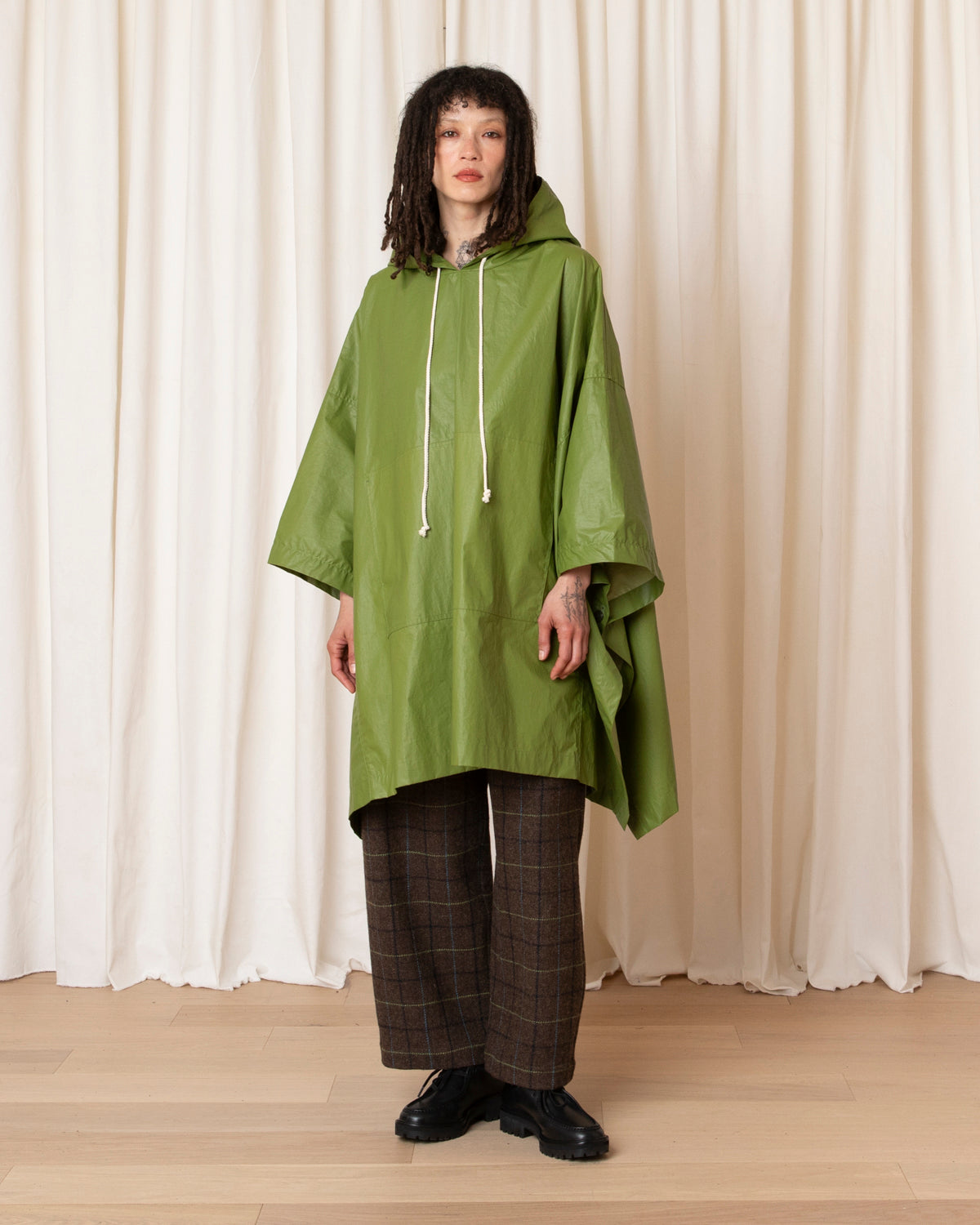 PONCHO - GRASS GREEN